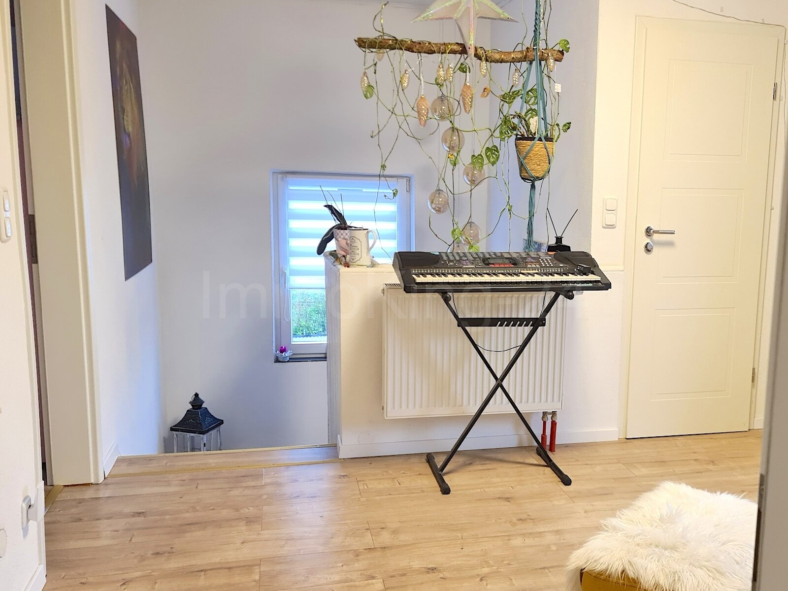 EIN - ZWEIFAMILIENHAUS MIT VIEL PLATZ UND VIELEN DETAILS!