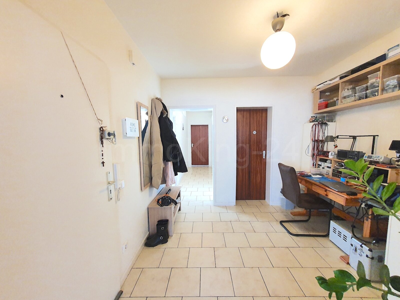 ++ IDEAL ALS KAPITALANLAGE!! MODERNISIERTES DREIFAMILIENHAUS IN ZENTRALER LAGE!! ++