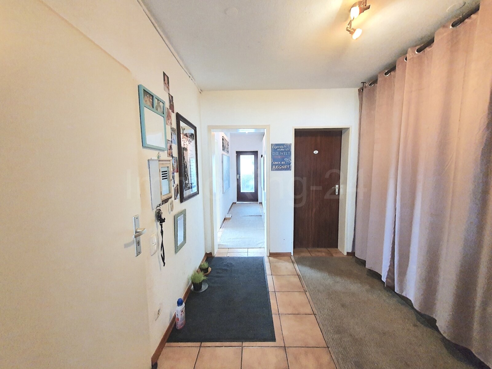 ++ IDEAL ALS KAPITALANLAGE!! MODERNISIERTES DREIFAMILIENHAUS IN ZENTRALER LAGE!! ++