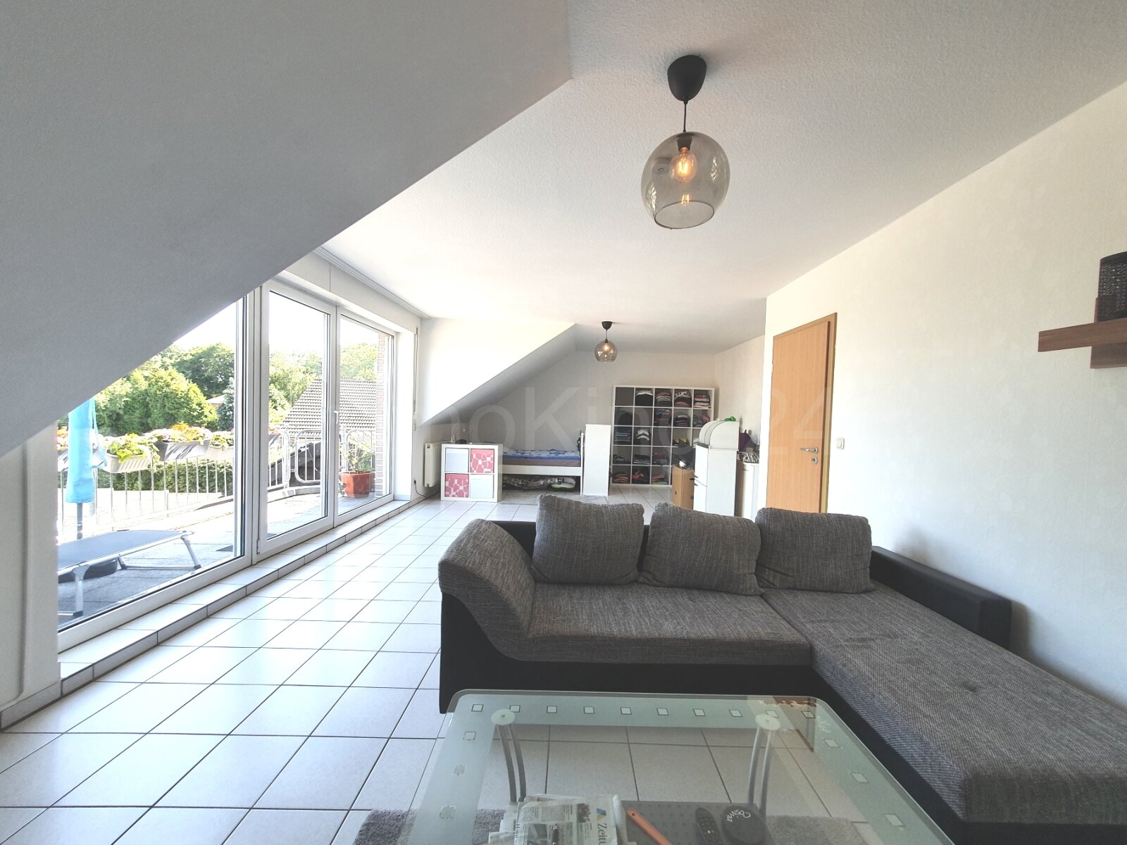 ++ MASSIVES DREIFAMILIENHAUS + TOP AUSSTATTUNG + 3 CARPORTS IN GUTER LAGE!! ++
