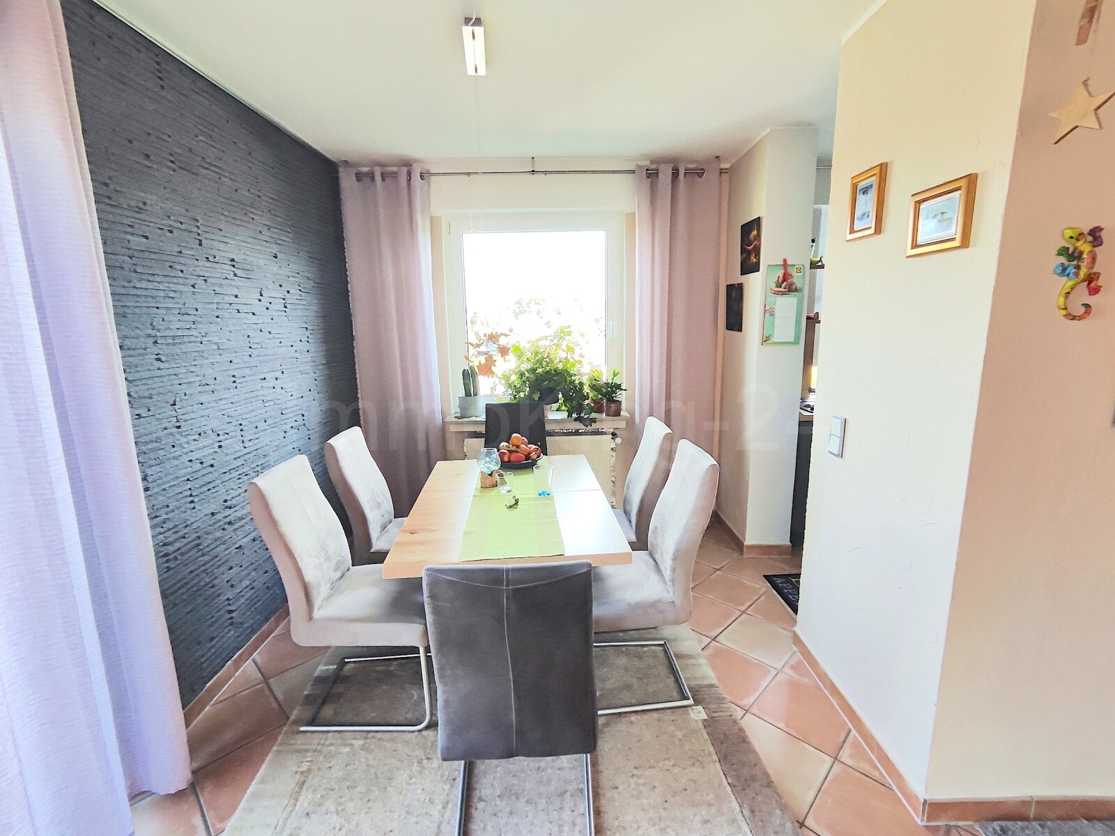 ++ HELLE EIGENTUMSWOHNUNG IN TOP ZUSTAND! ++ INKL. GARAGE UND SONNENTERRASSE ++