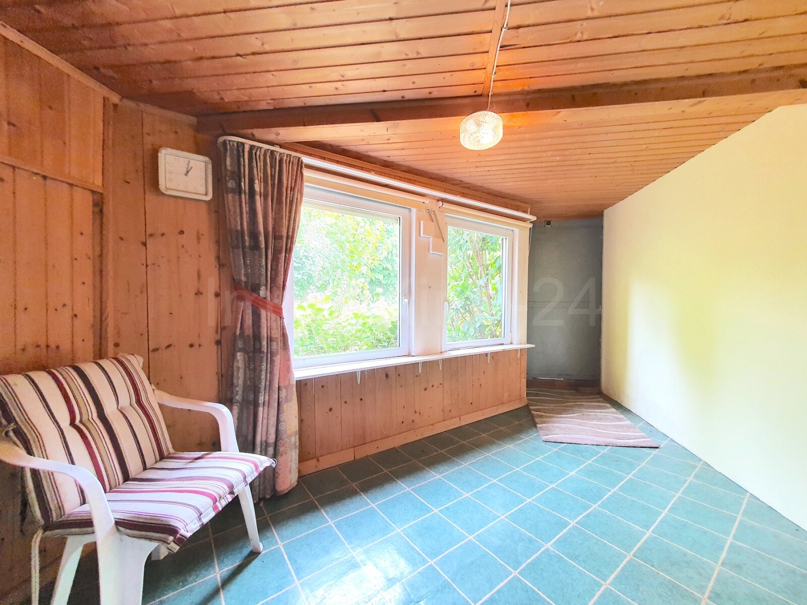 ++ MASSIVES EINFAMILIENHAUS + GARTEN IN GUTER LAGE!! ++