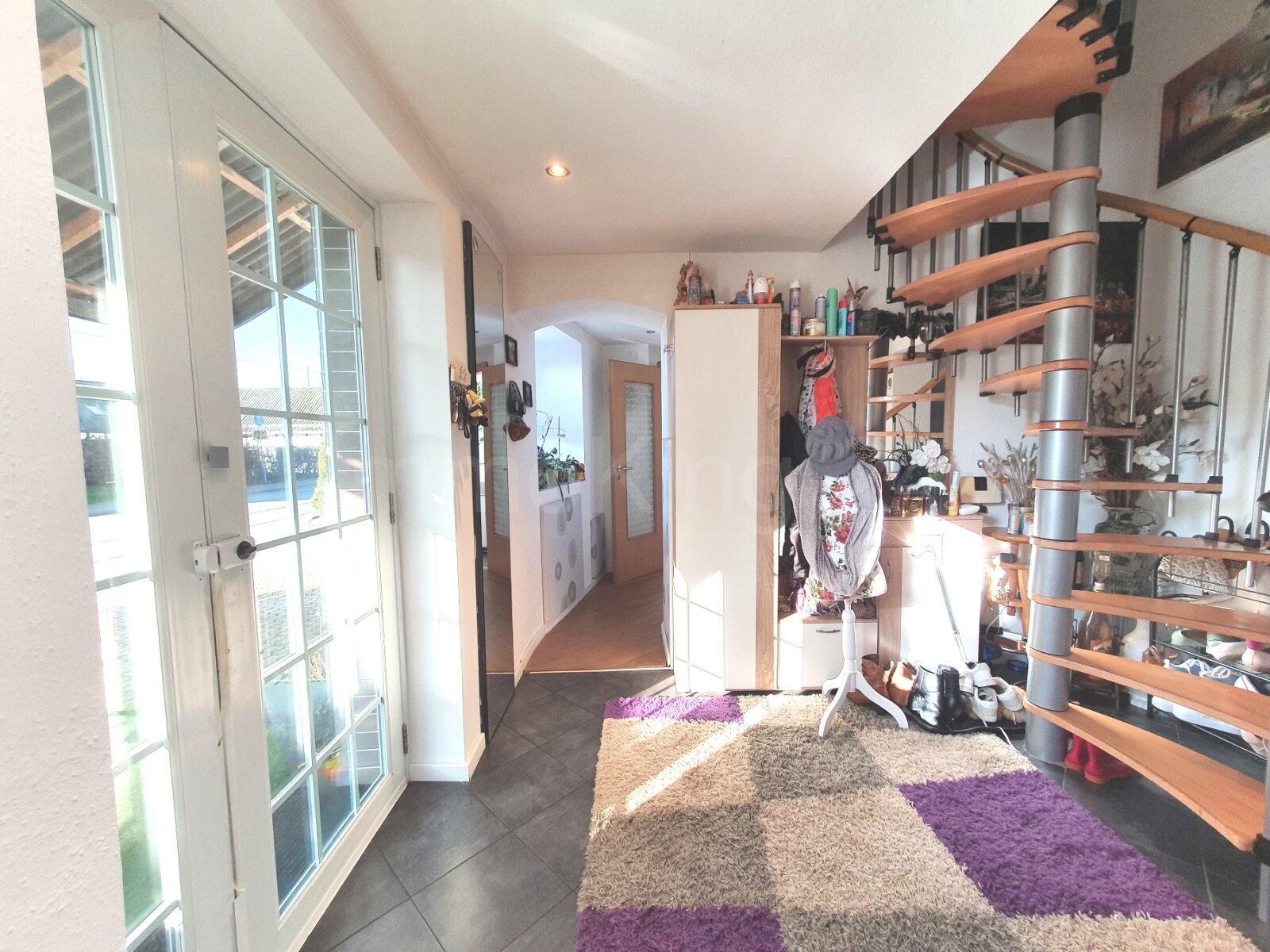 ++ BESONDERES 1-2 FAMILIENHAUS + SONNENTERRASSEN + GARTEN IN GUTER LAGE!! ++