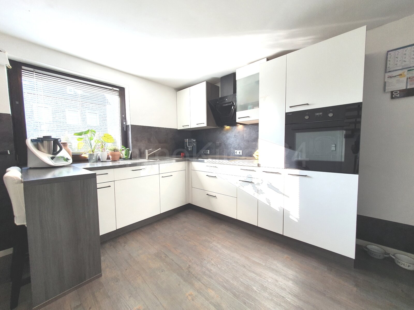 ++ BESONDERES 1-2 FAMILIENHAUS + SONNENTERRASSEN + GARTEN IN GUTER LAGE!! ++
