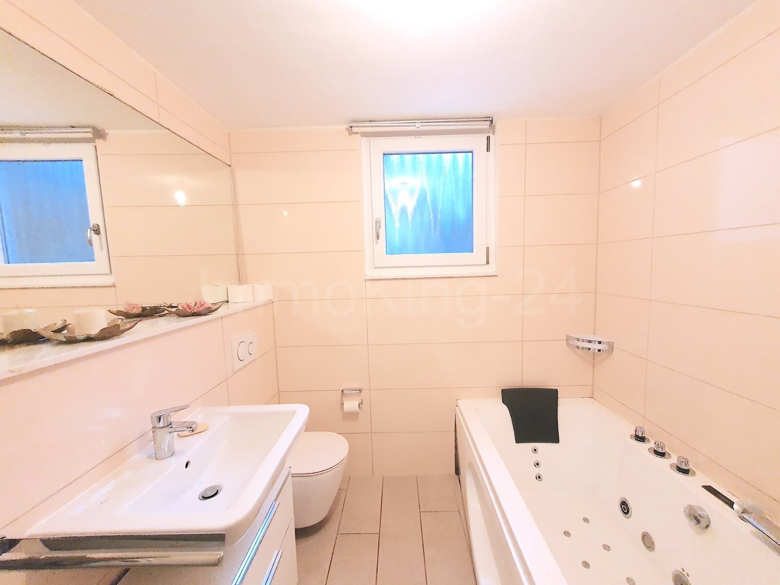 ++ MODERNISIERTES MEHRGENERATIONENHAUS + SONNENTERRASSEN + GARTEN IN ZENTRALER LAGE!! ++