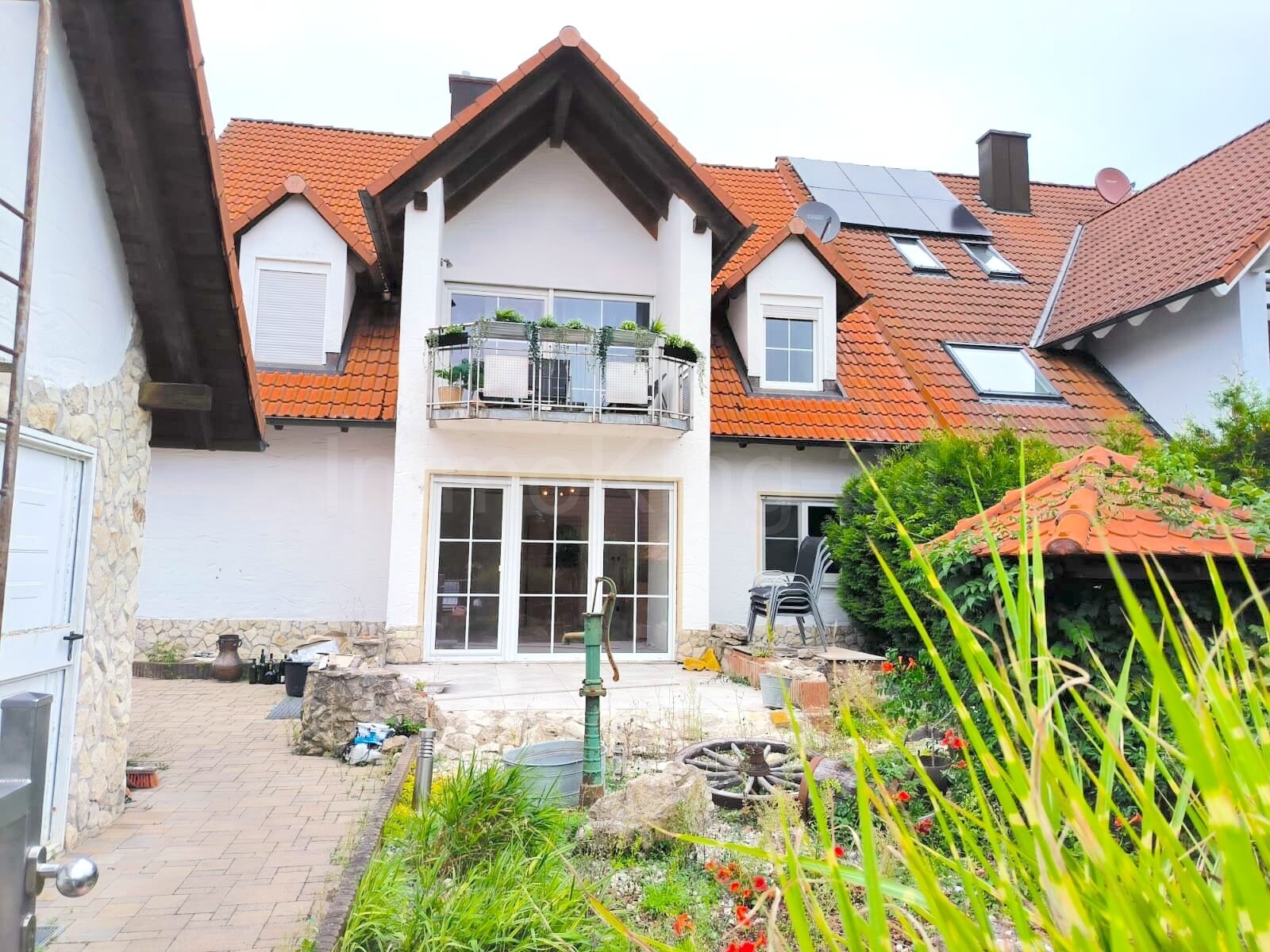 ++ 3 ZIMMER ERDGESCHOSSWOHNUNG  ++ GUTE LAGE ++ 2 STELLPLÄTZE INKLUSIVE! ++