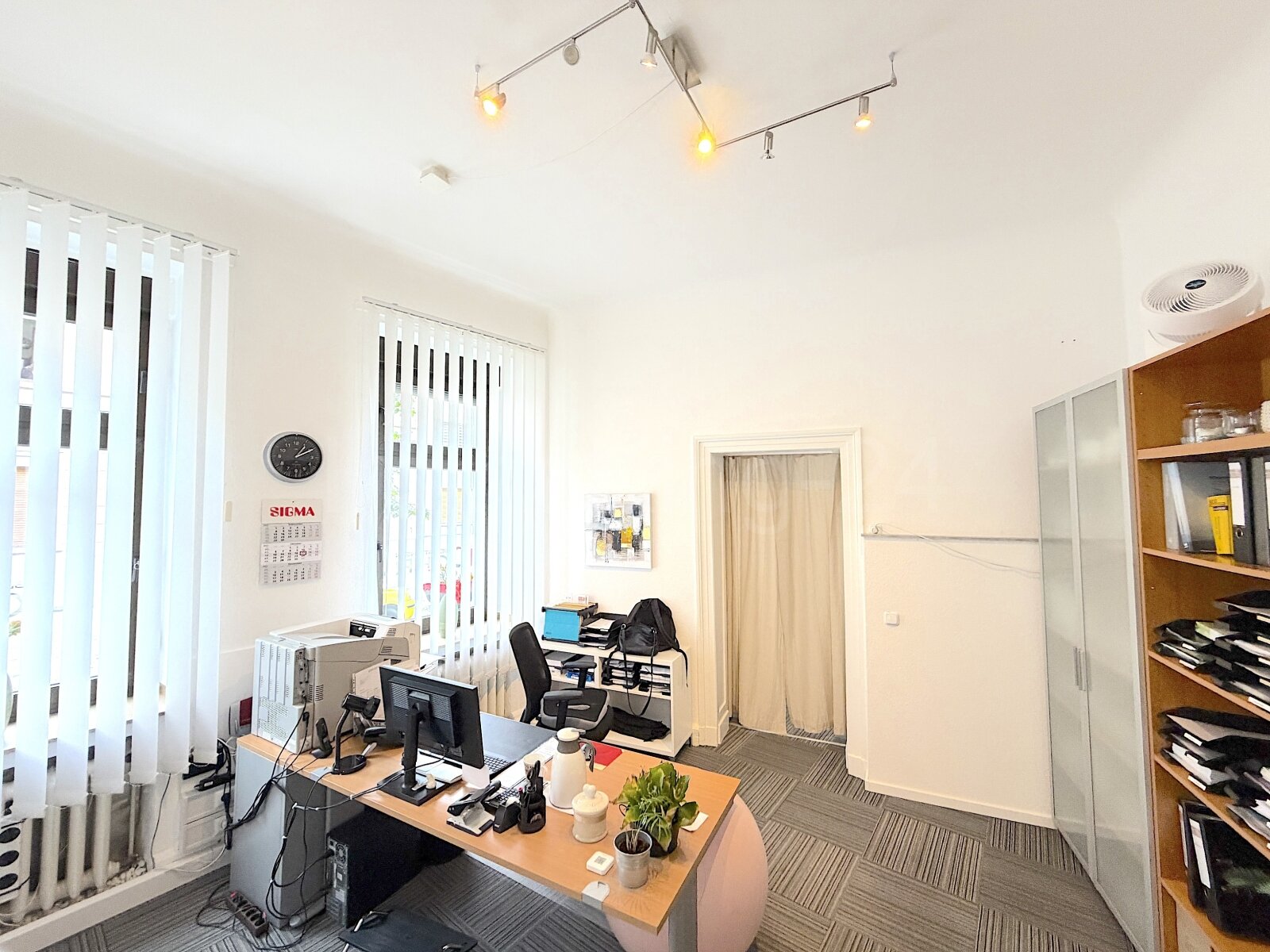 +++ CHARMANTES MEHRFAMILIENHAUS IN KREFELD CITY +++