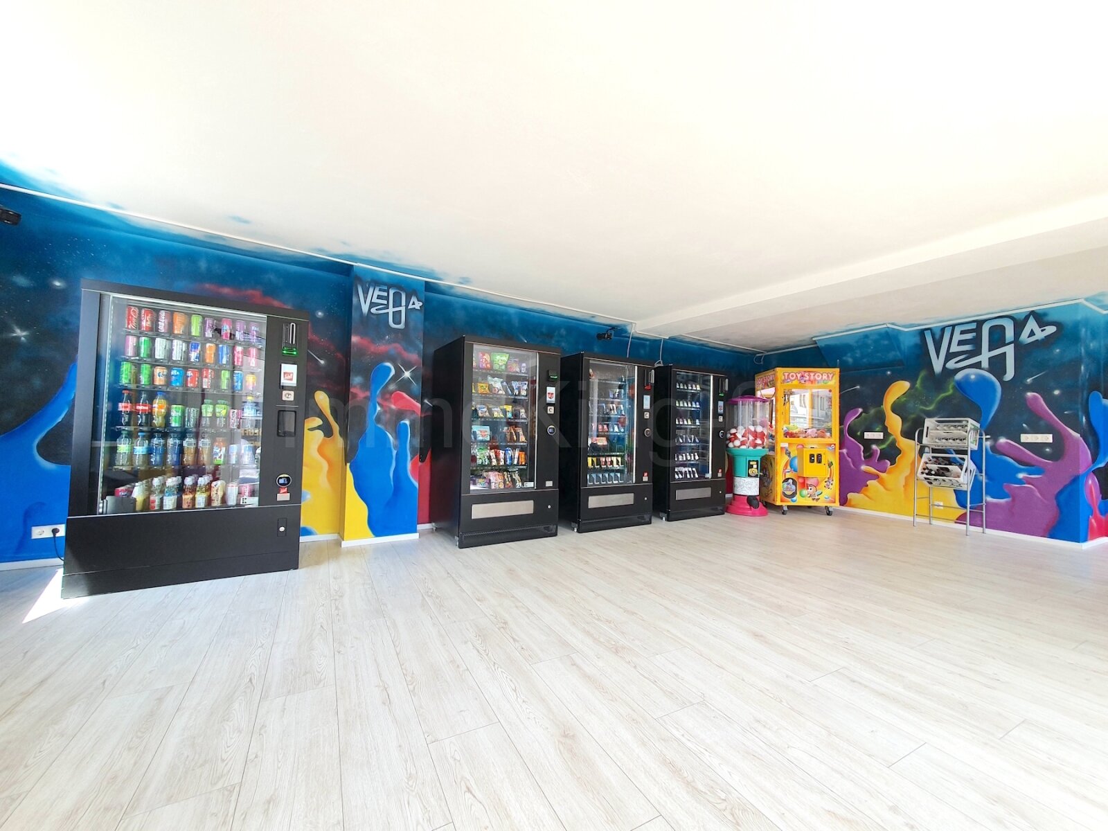 ++ WOHN- UND GESCHÄFTSHAUS IN ZENTRALER LAGE! TOP RENDITE VON 7,16 PROZENT!! ++