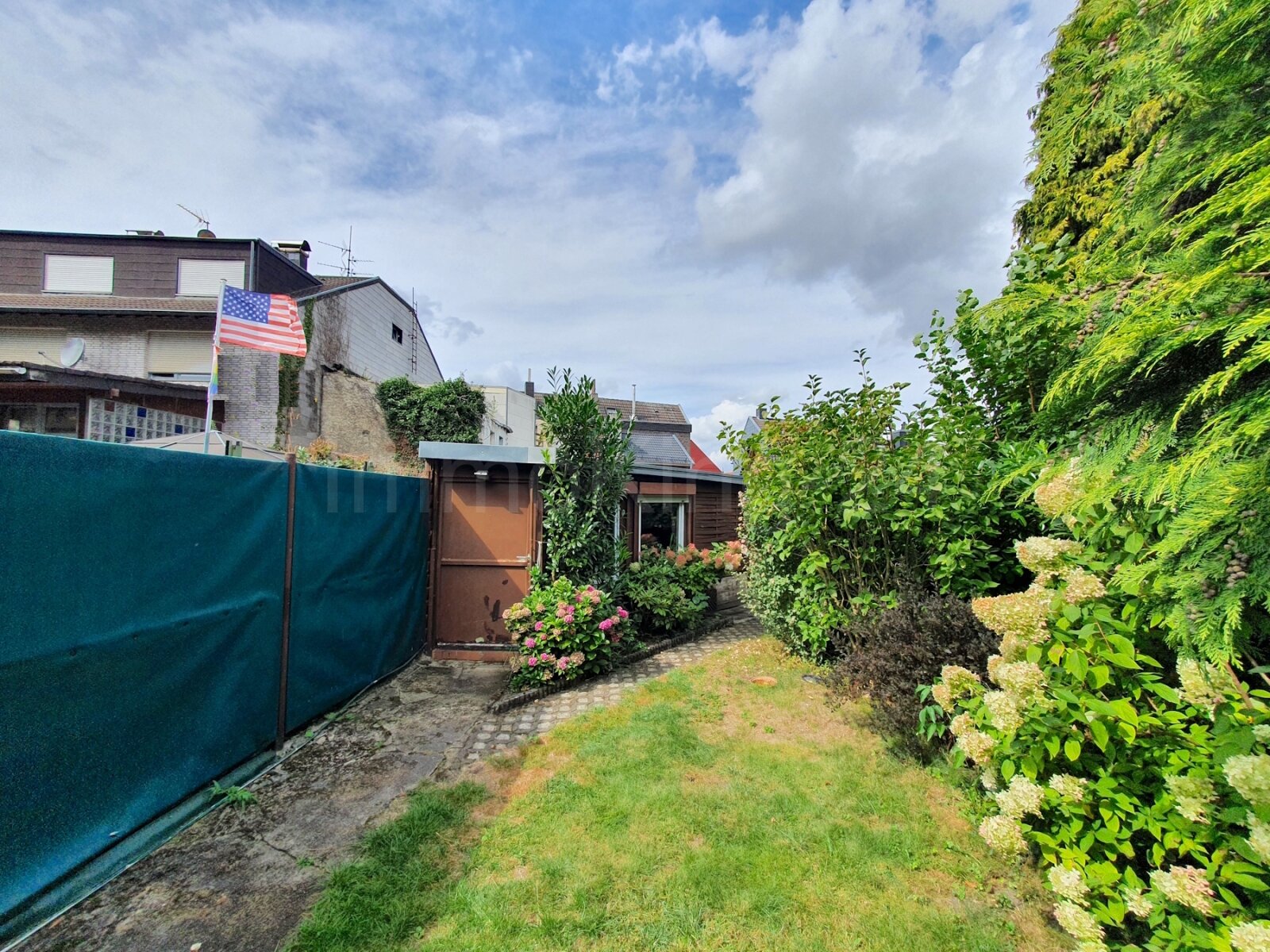 ++ MODERNISIERTES EINFAMILIENHAUS + GARTEN IN GUTER LAGE!! ++