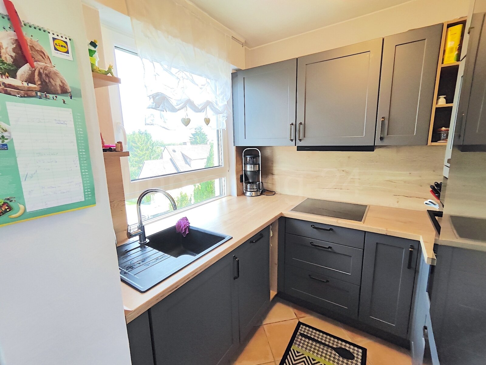 HOCHWERTIGE EIGENTUMSWOHNUNG IN GUTER LAGE! ++ INKL. GARAGE UND SONNENTERRASSE ++