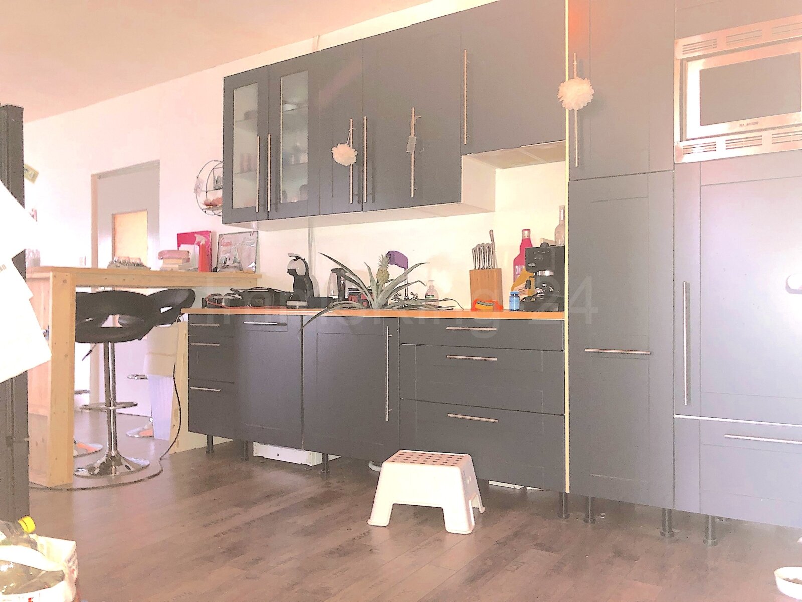 MASSIVES HAUS IN ZENTRALER LAGE! ++ TOP AUSSTATTUNG! ++ NEUE PHOTOVOLTAIK ANLAGE ++