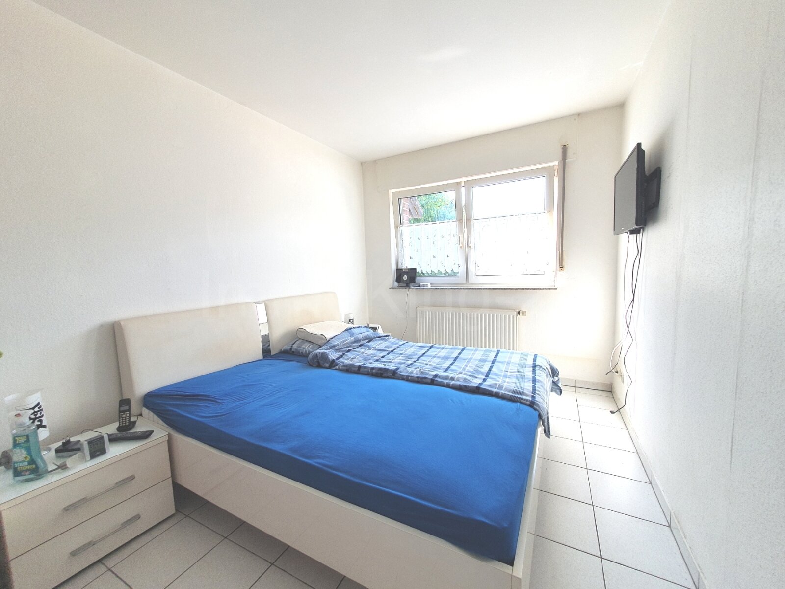 ++ MASSIVES DREIFAMILIENHAUS + TOP AUSSTATTUNG + 3 CARPORTS IN GUTER LAGE!! ++