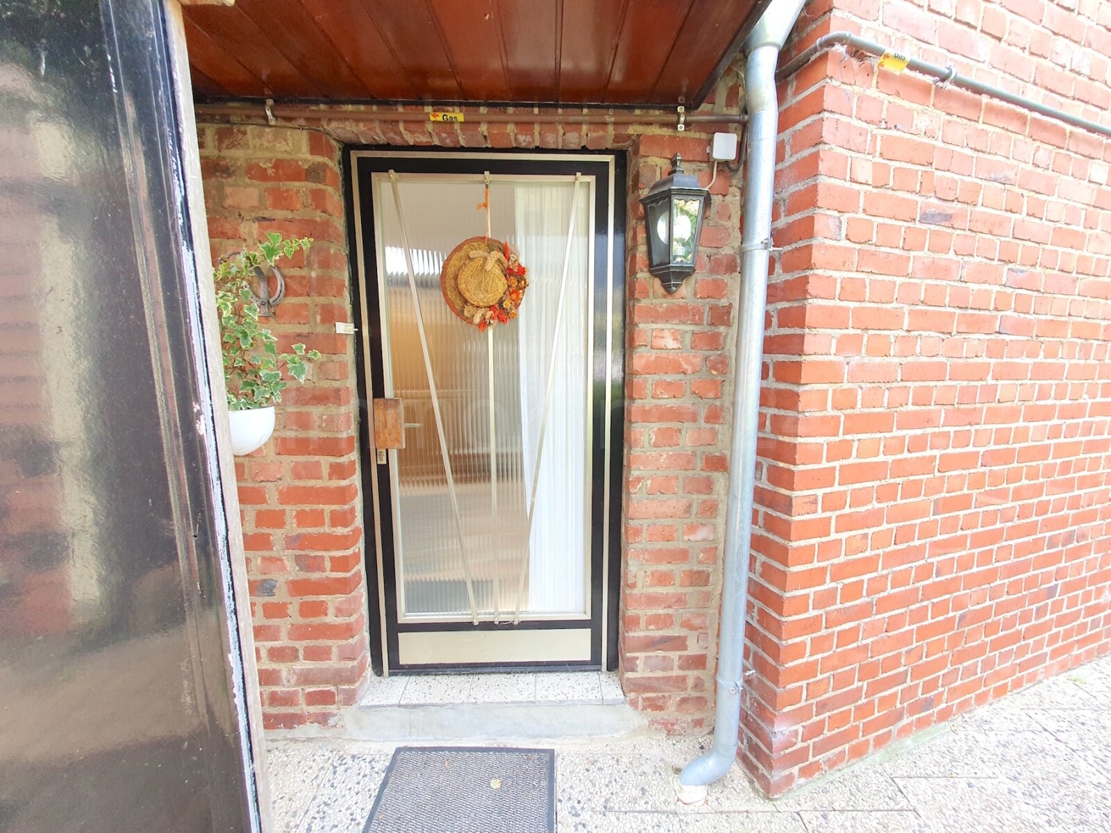 ++ MODERNISIERTES EINFAMILIENHAUS + GARTEN IN GUTER LAGE!! ++