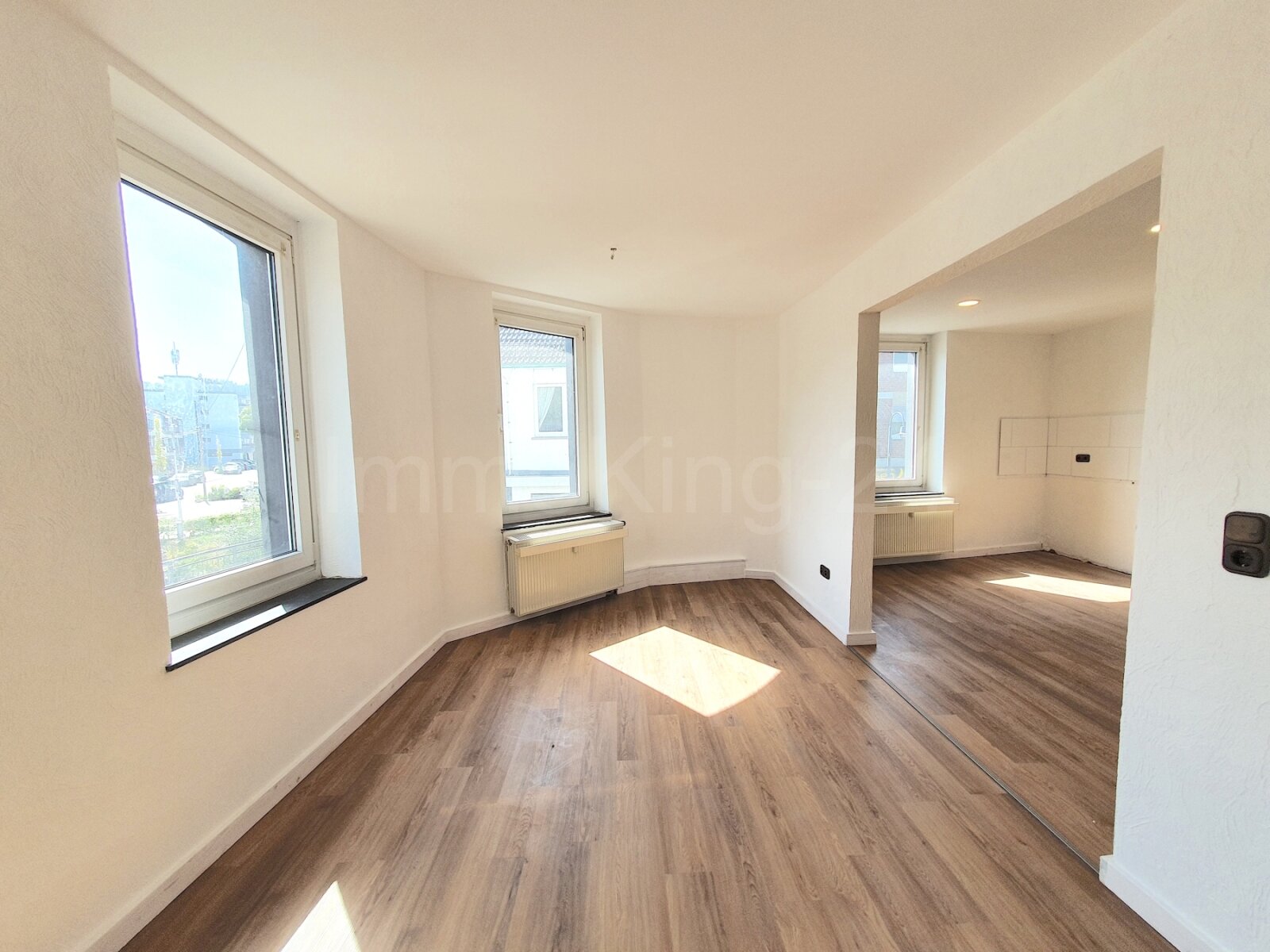 ++ WOHN- UND GESCHÄFTSHAUS IN ZENTRALER LAGE! TOP RENDITE!! ++