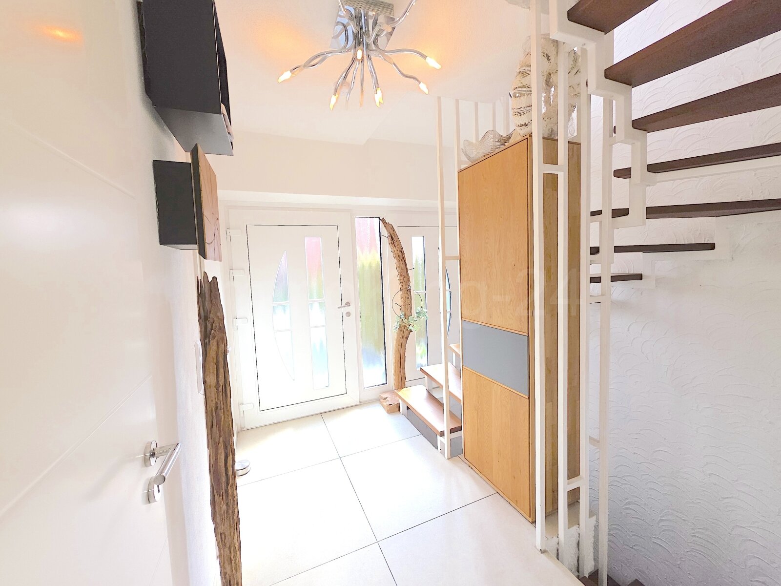 ++ MODERNES UND HOCHWERTIGES EINFAMILIENHAUS IN TOP WOHNLAGE VON MARIAWEILER!! ++