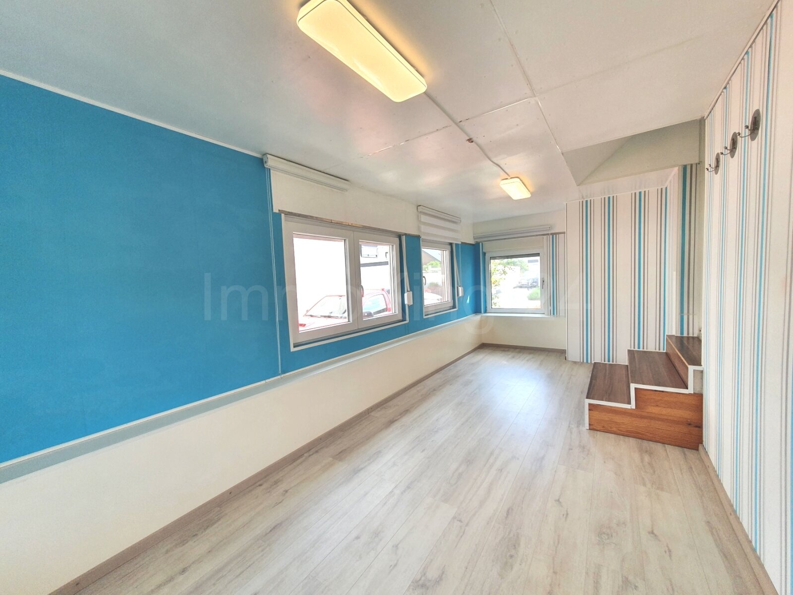 ++ MODERNISIERTES EINFAMILIENHAUS + DOPPELGARAGE + GARTEN IN RUHIGER LAGE!! ++