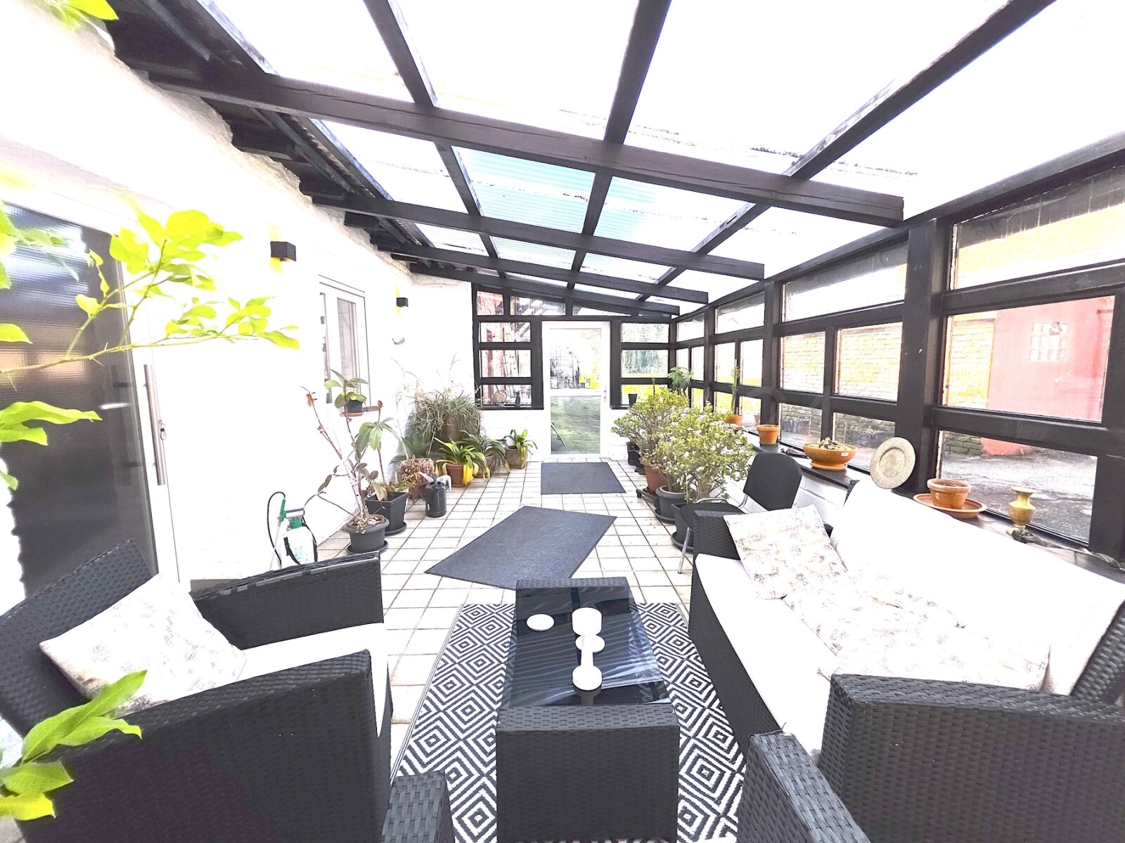 ++ IDEAL FÜR TIERLIEBHABER! MODERNISIERTE HOFANLAGE + STALLUNGEN + WEIDEFLÄCHE!!! ++
