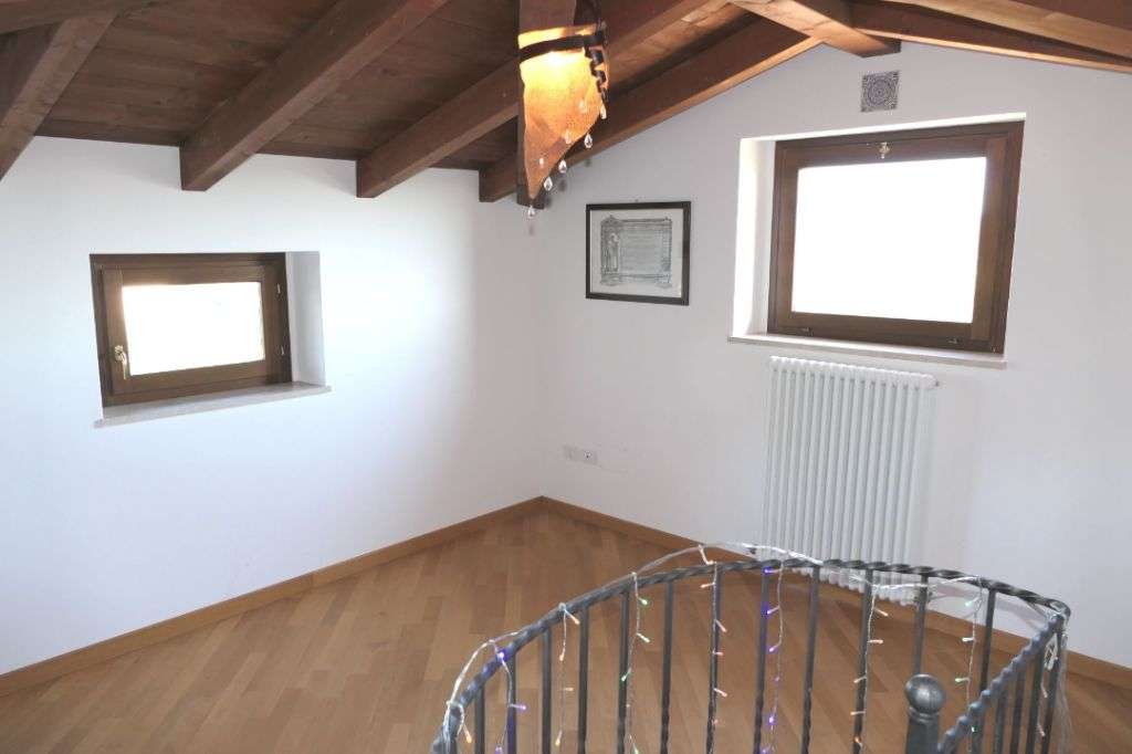 ++ ERSTKLASSIGES EINFAMILIENHAUS + TOP AUSSTATTUNG + TIEFGARAGE IN TRAUMLAGE! ++
