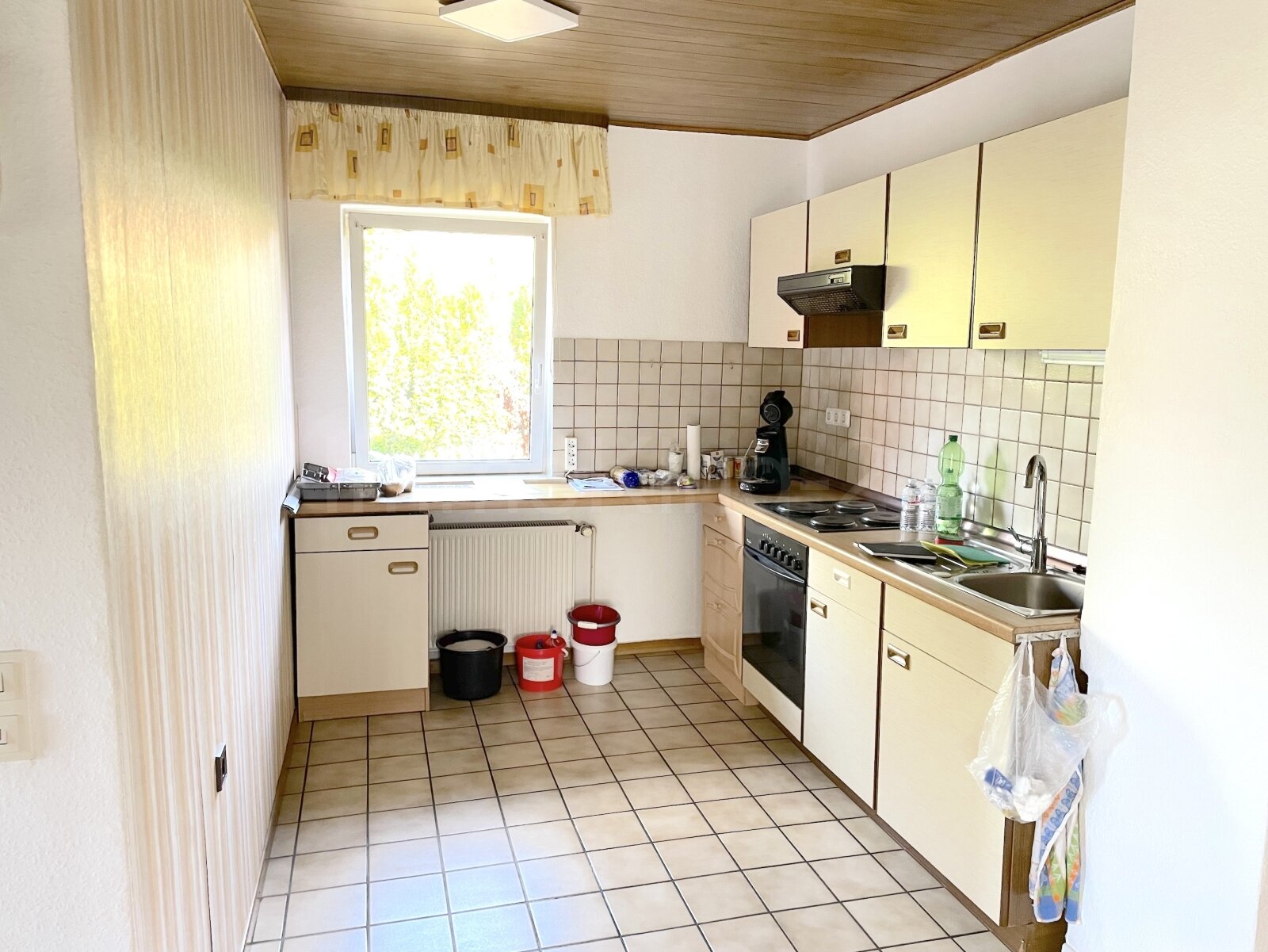 ++ EIN- ZWEIFAMILIENHAUS MIT GROSSEM POTENTIAL!! ++ MEHRGENERATIONEN WOHNEN MÖGLICH!