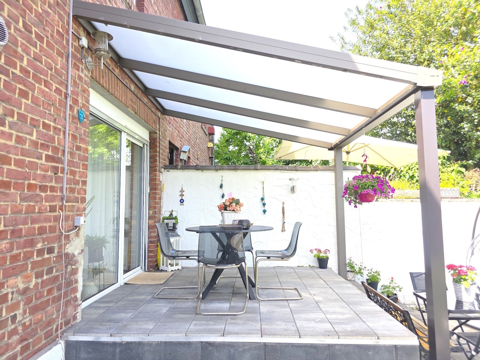 ++ TOP EINFAMILIENHAUS + SONNENTERRASSE + 2 GARAGEN IN RUHIGER LAGE!! ++