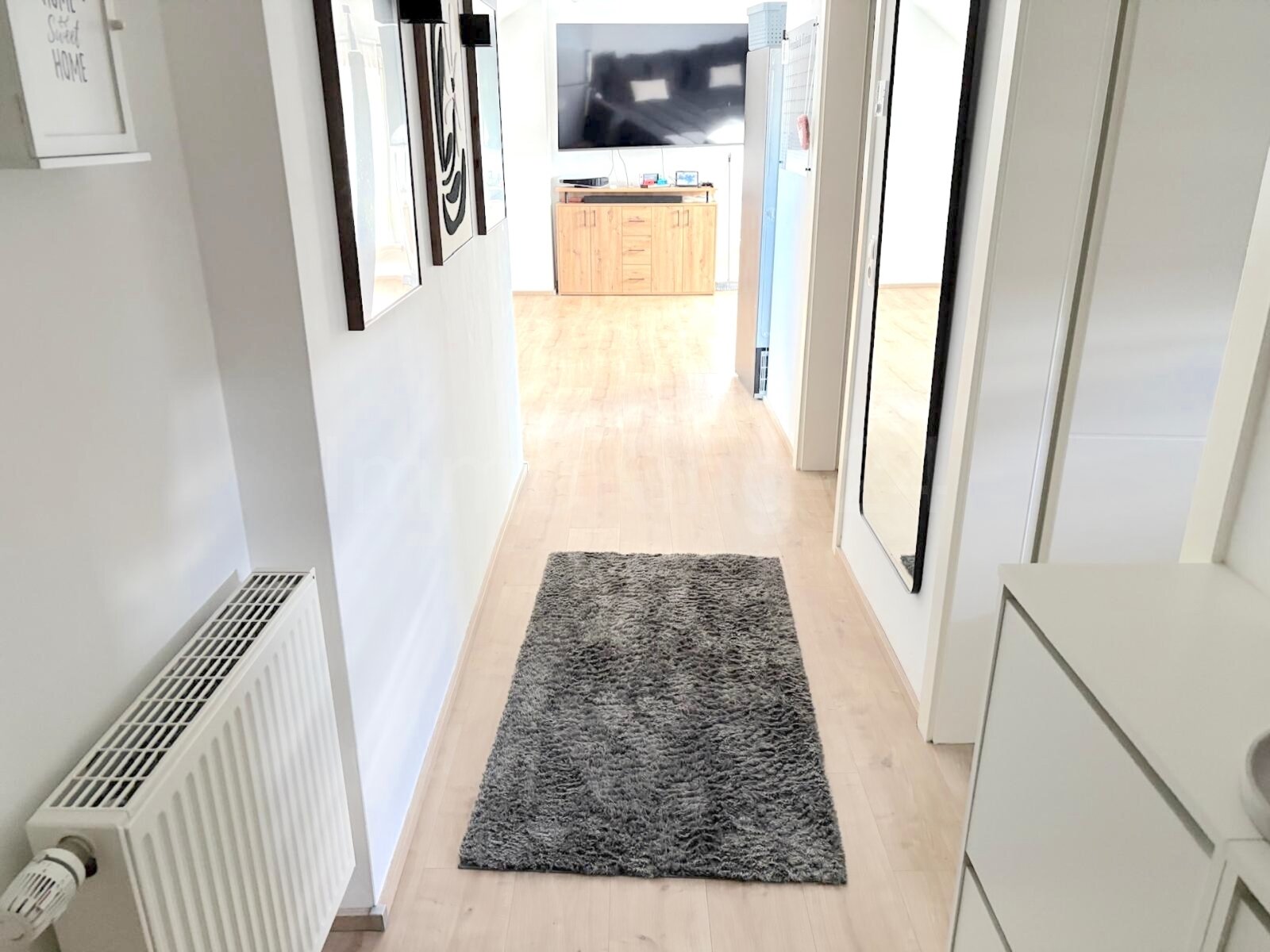 ++ 3 ZIMMER DACHGESCHOSSWOHNUNG IN GUTER LAGE! INKL. STELLPLATZ! ++