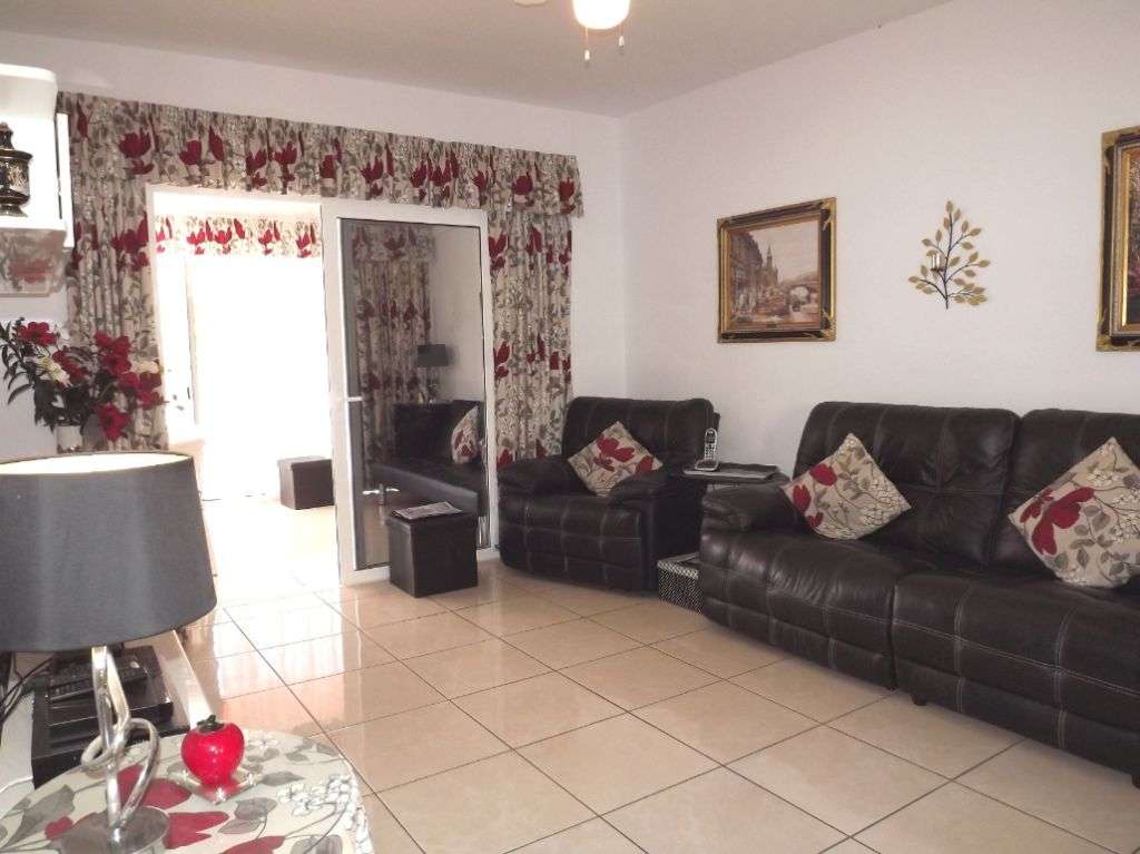 TENERIFFA: BARRIEREFREIE ERDGESCHOSSWOHNUNG MIT SONNENTERRASSE UND STELLPLATZ!