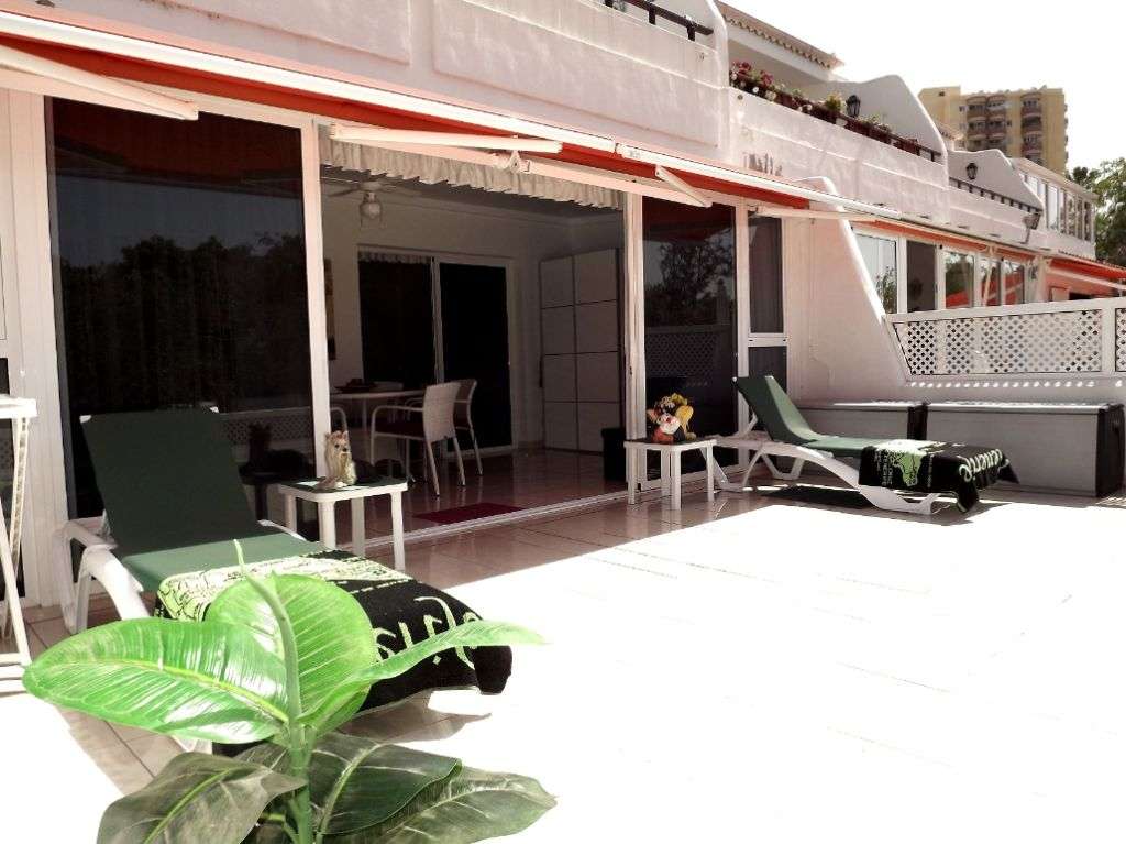 TENERIFFA: BARRIEREFREIE ERDGESCHOSSWOHNUNG MIT SONNENTERRASSE UND STELLPLATZ!