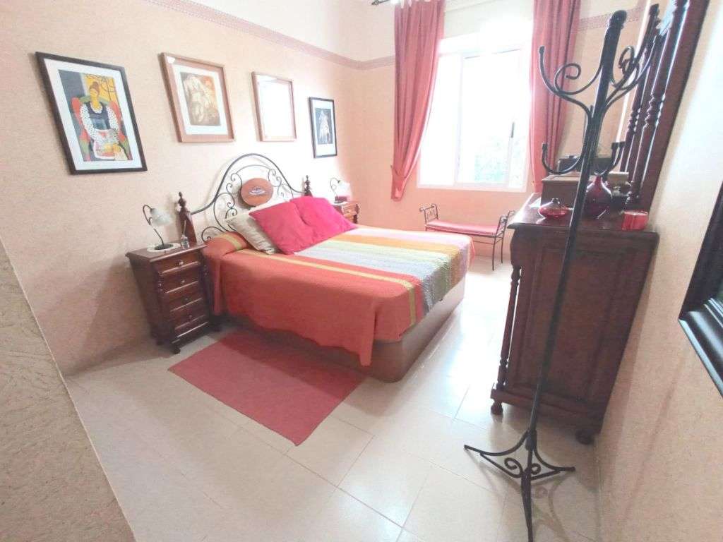 TENERIFFA-GUARGACHO: HOCHWERTIGES EINFAMILIENHAUS IN GUTER LAGE ++ INKL. EINLIEGERWOHNUNG! ++