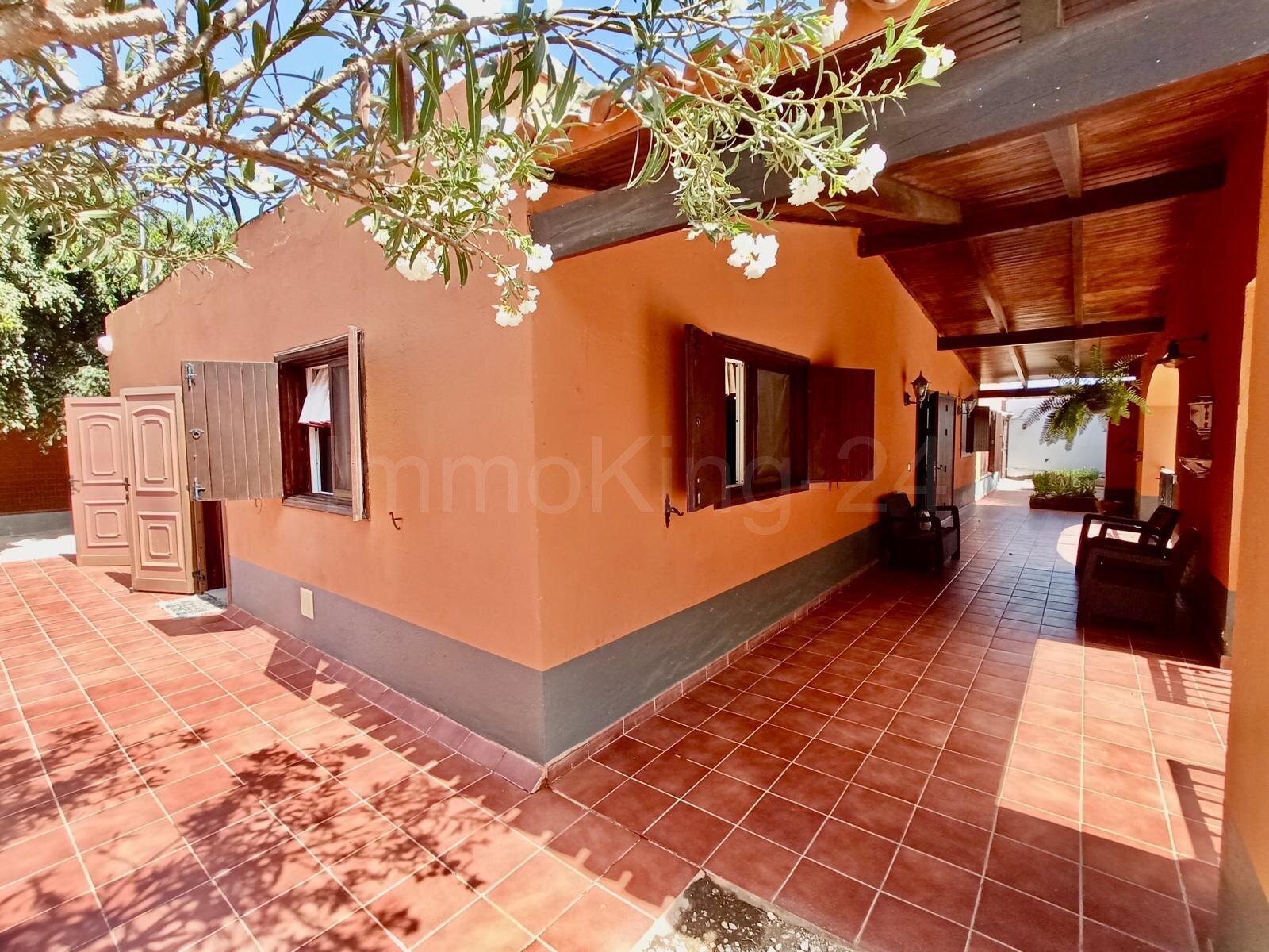 ++ TENERIFFA - LAS GALLETAS: EINFAMILIENHAUS IN GUTER LAGE MIT POOL UND VIELEN DETAILS!!