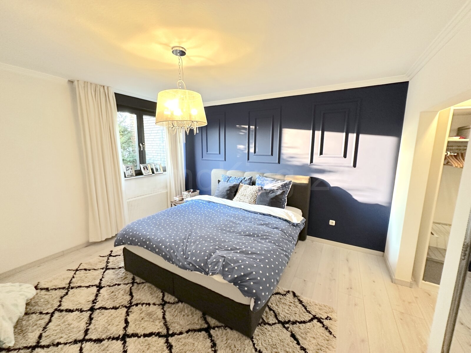 SCHLAFZIMMER 1