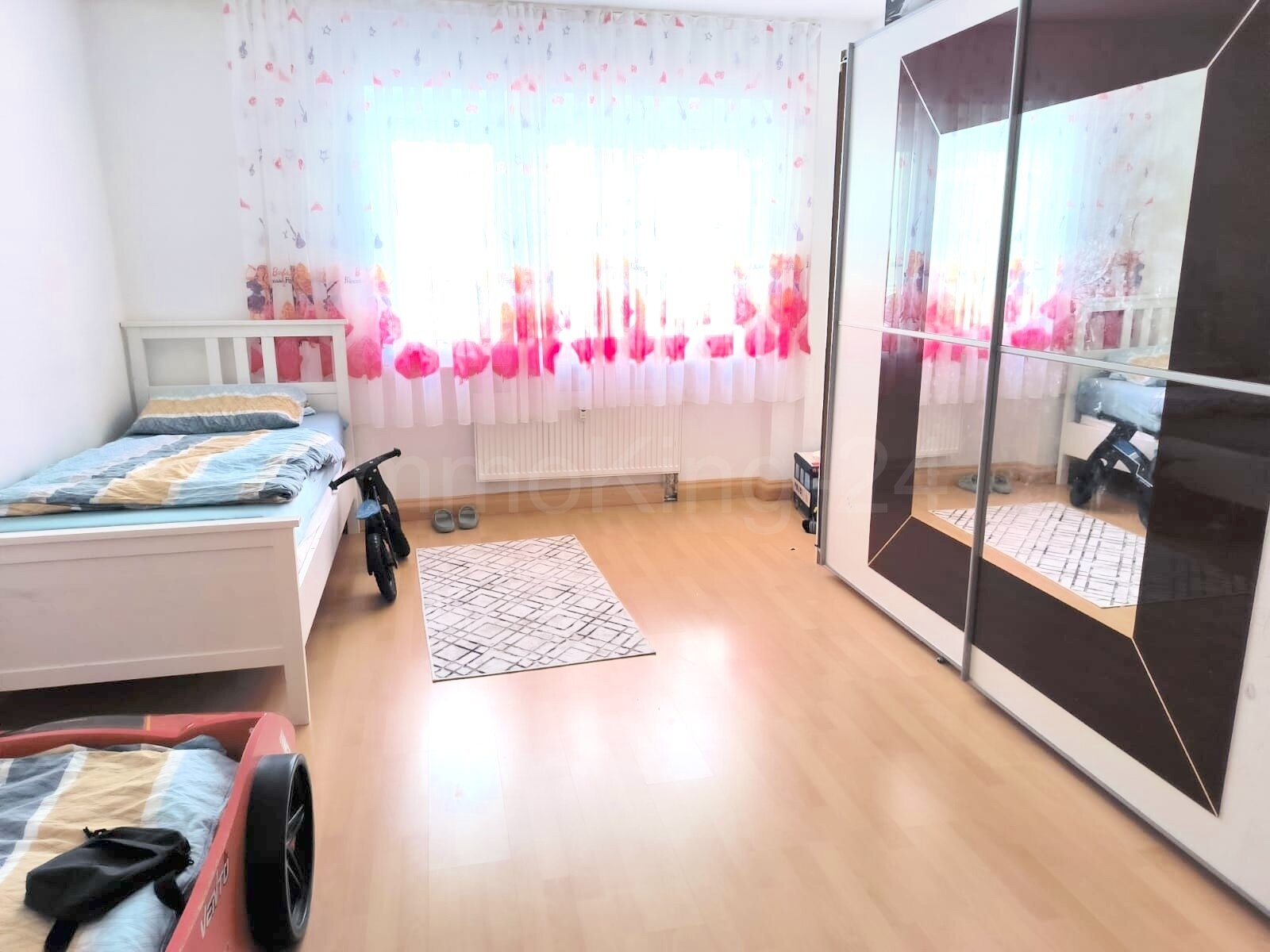 SCHLAFZIMMER 4