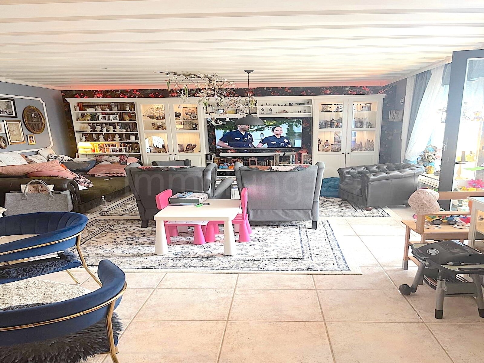 WOHNZIMMER