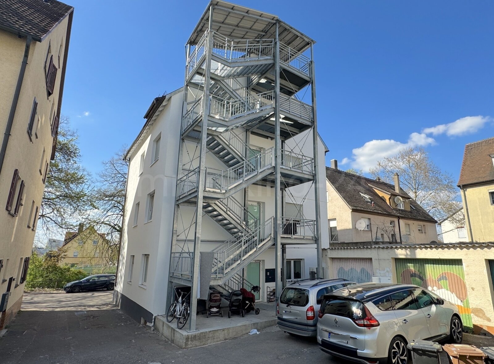 RÜCKANSICHT DES HAUSES