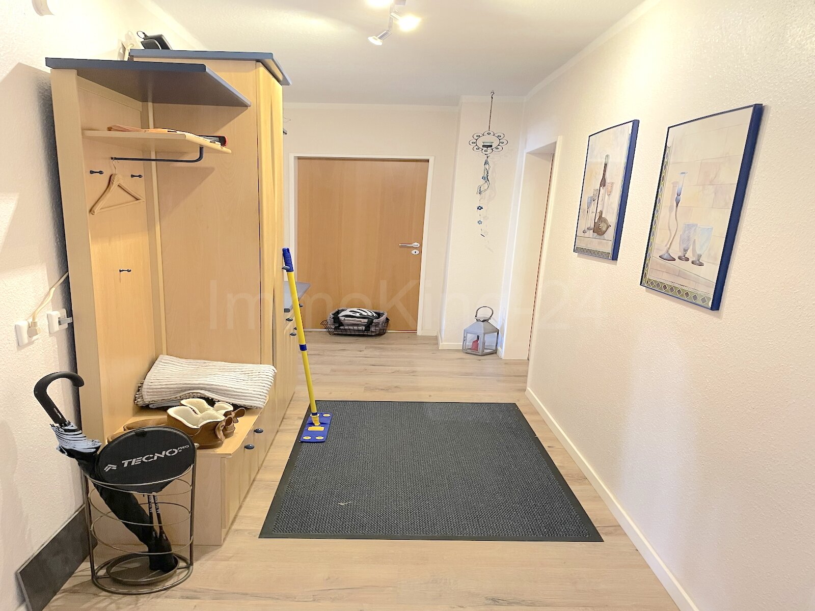 FLURBEREICH WOHNUNG