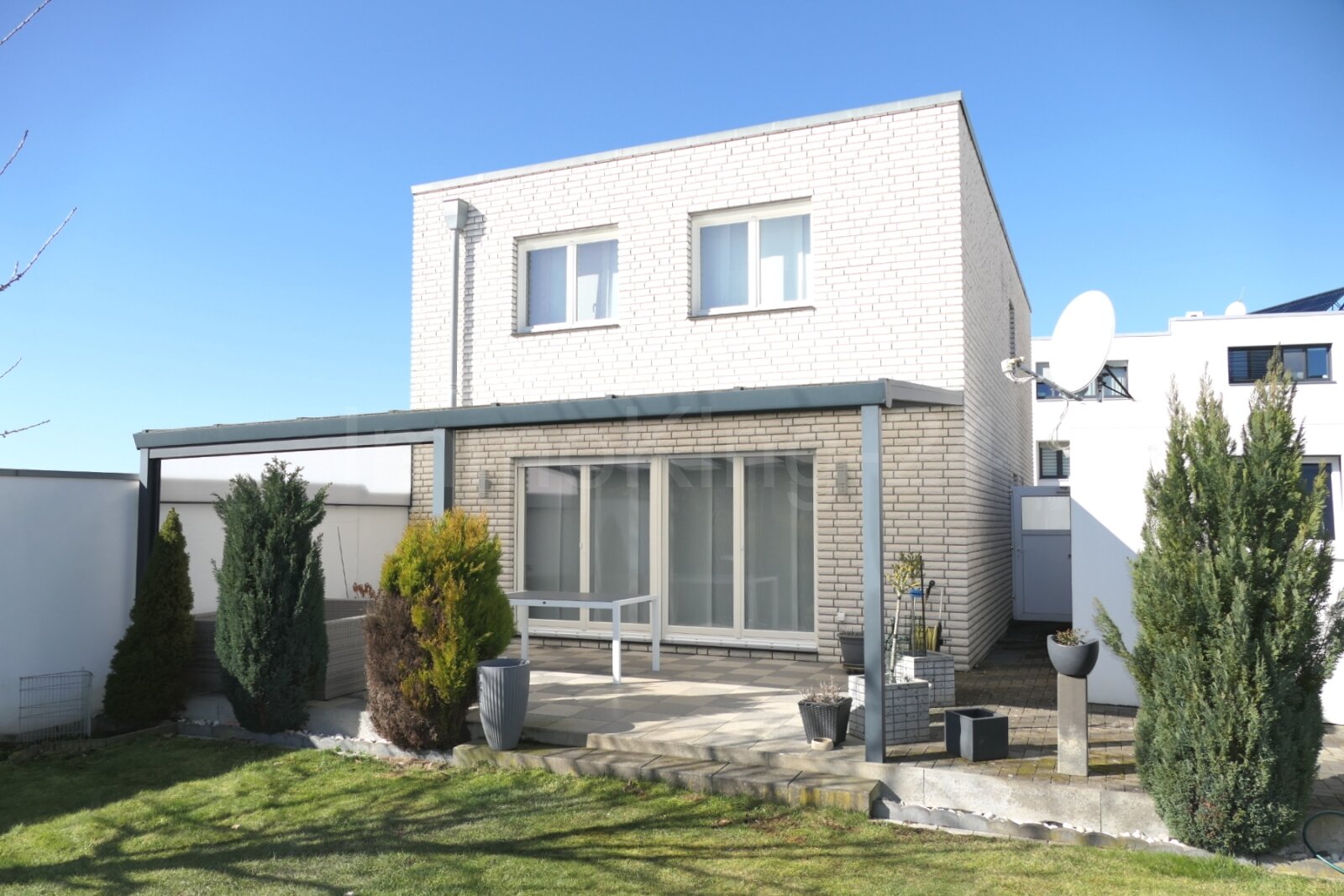 HAUS - ANSICHT