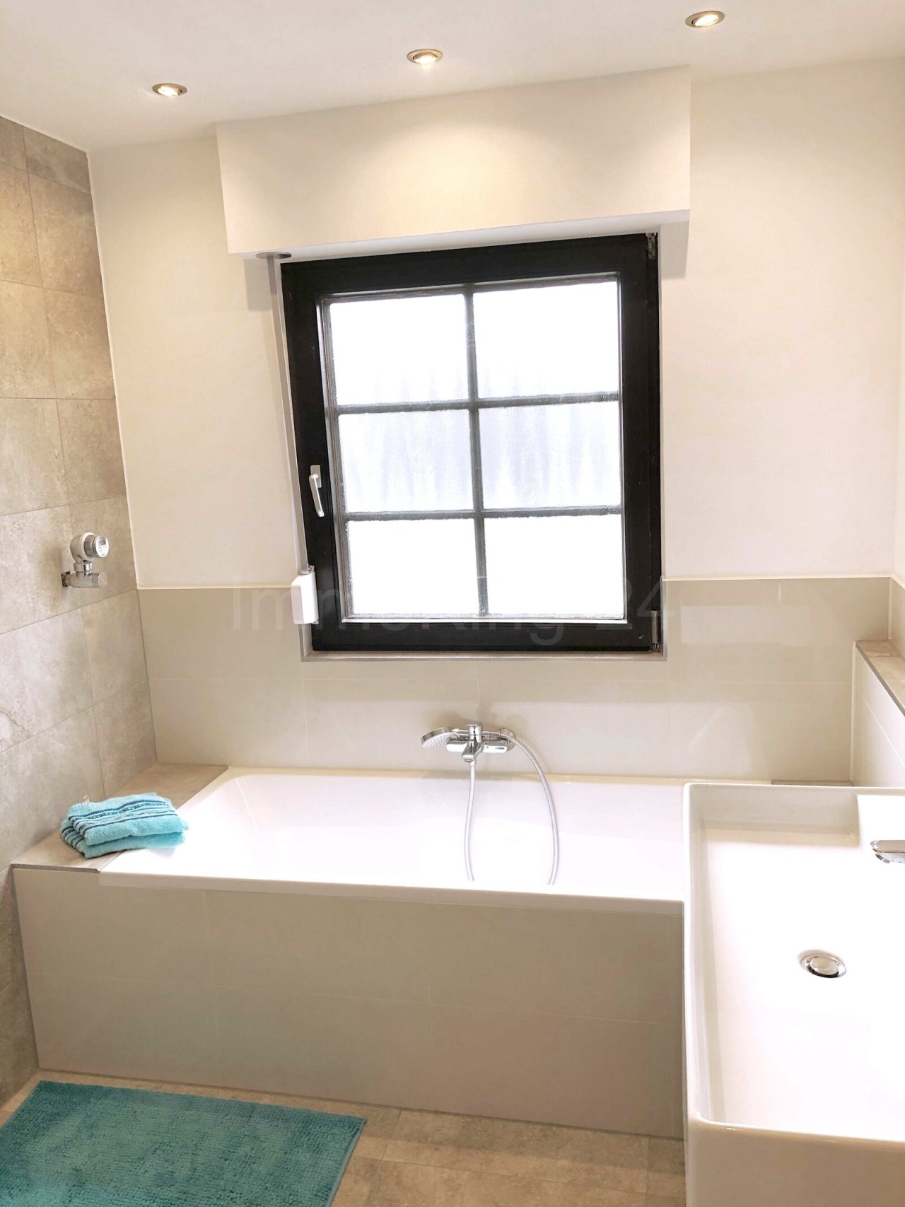 BADEZIMMER BADEZIMMER