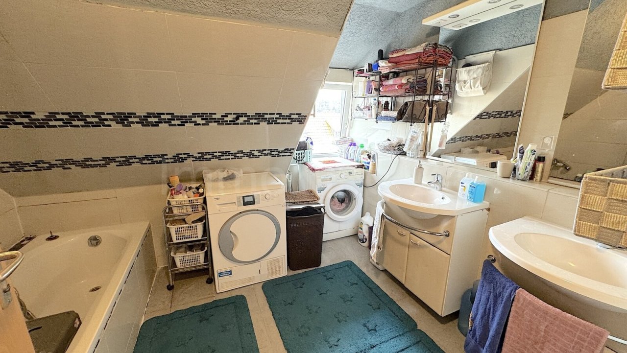 BADEZIMMER 1 BADEZIMMER 1