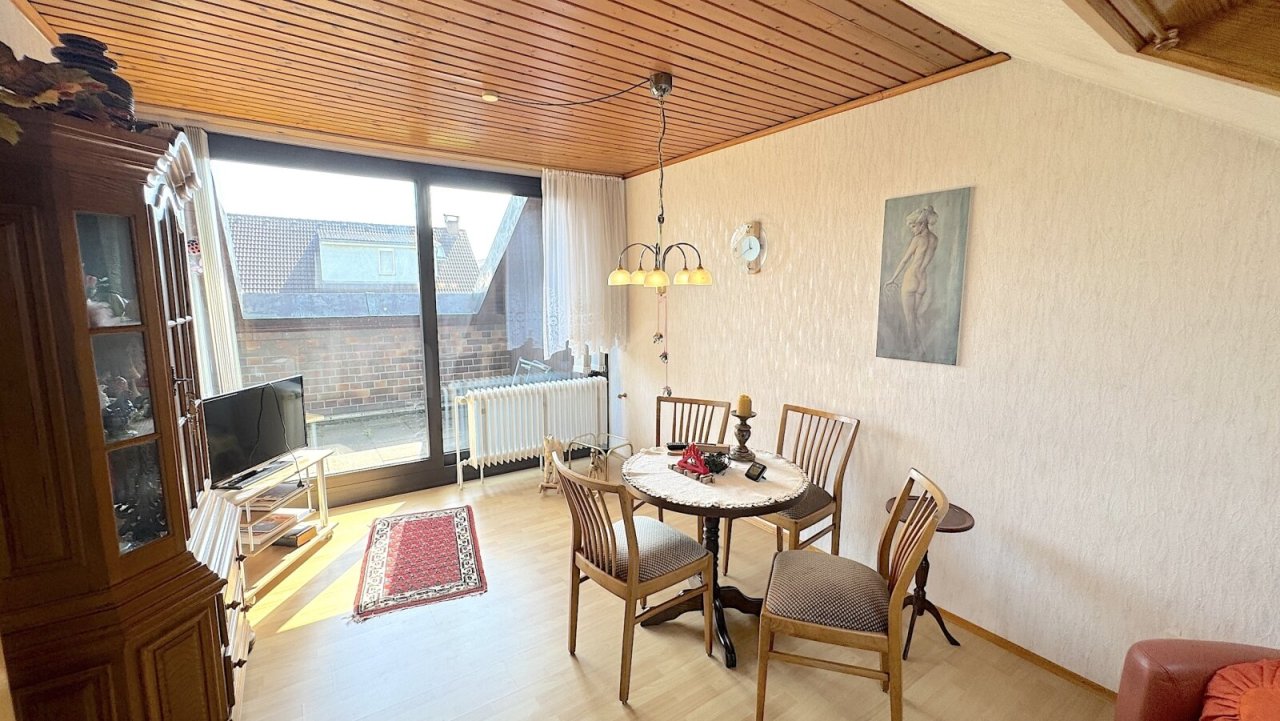 SCHLAFZIMMER MIT SONNENBALKON!