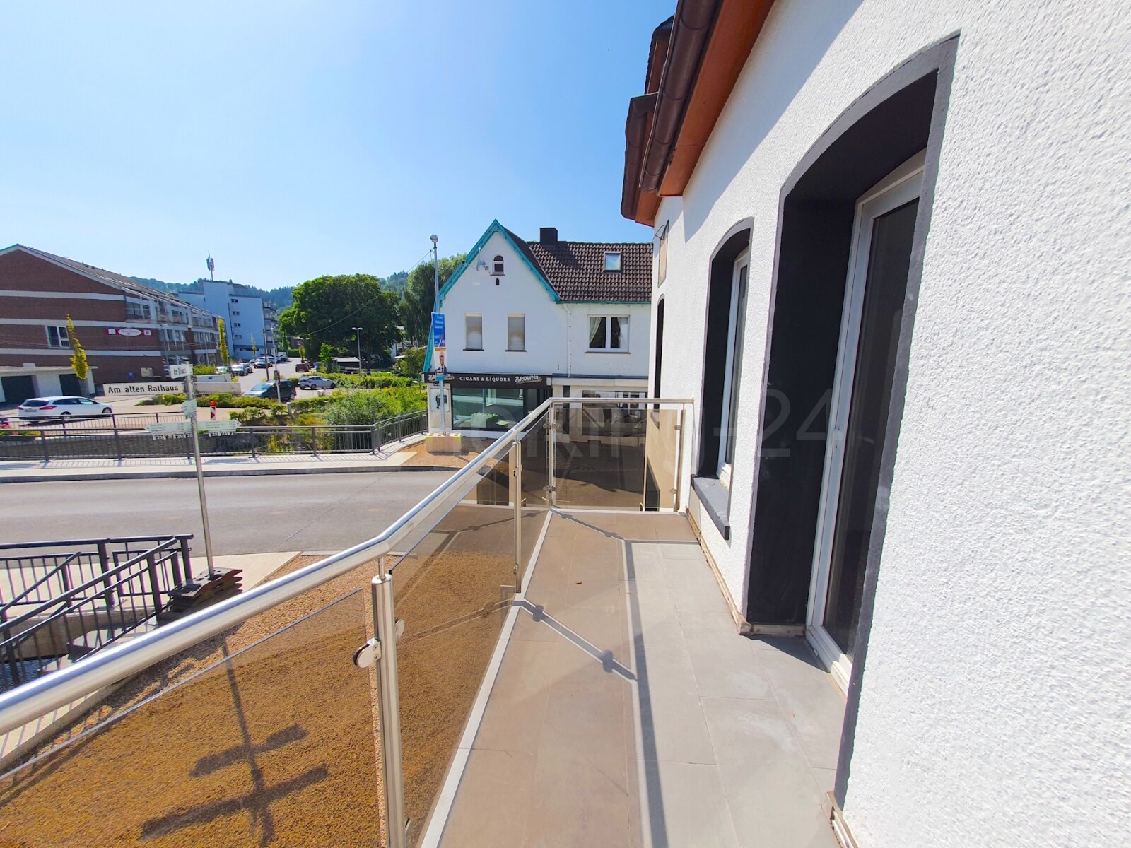 BALKON BALKON