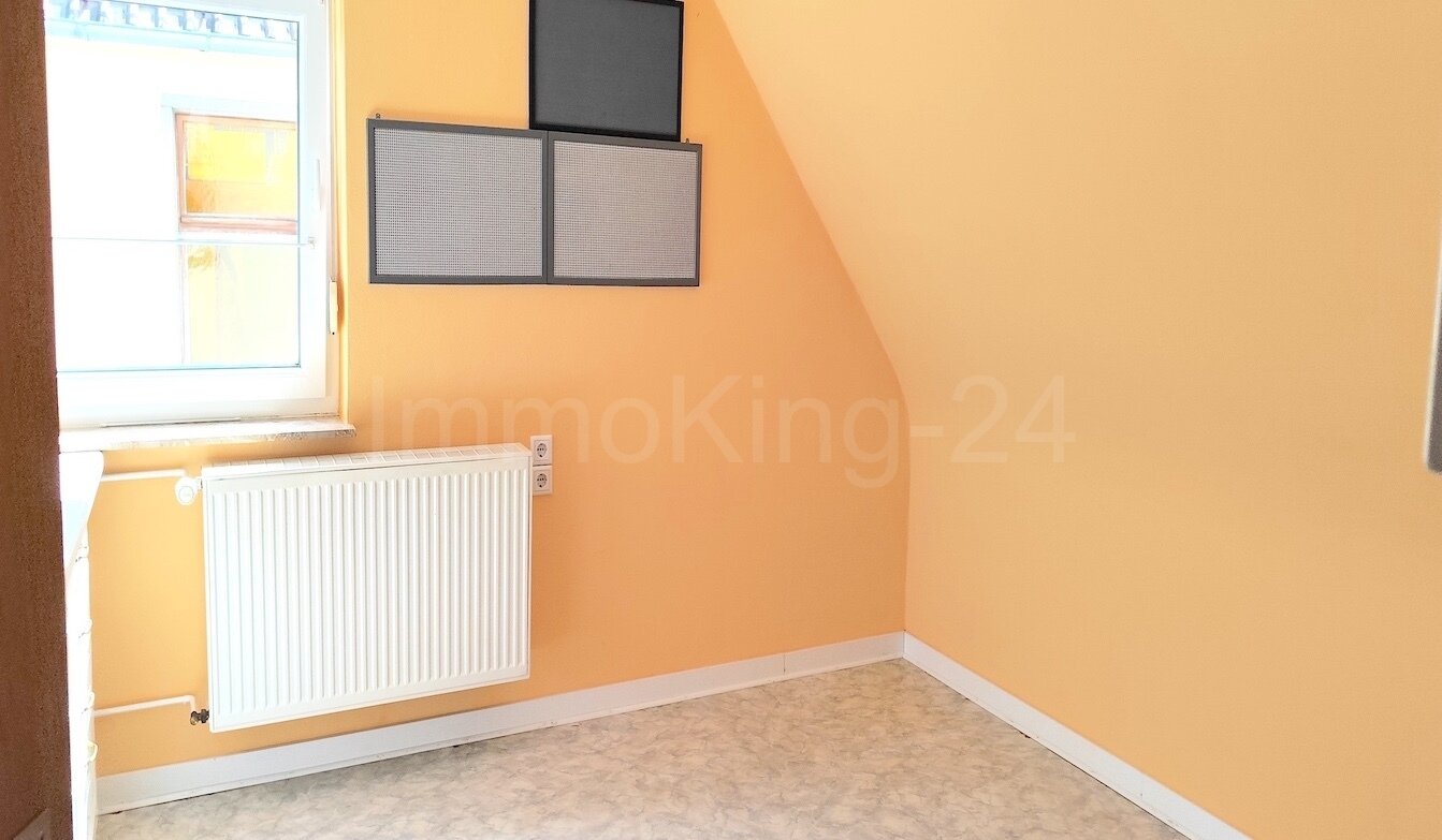 SCHLAFZIMMER 3 DACHGESCHOSS SCHLAFZIMMER 3 DACHGESCHOSS