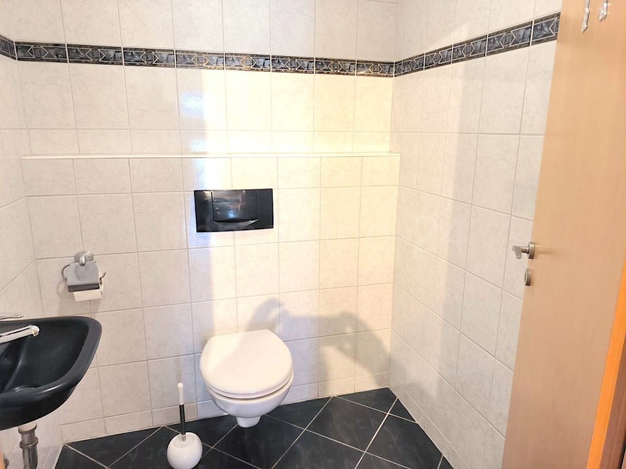 GÄSTE WC
