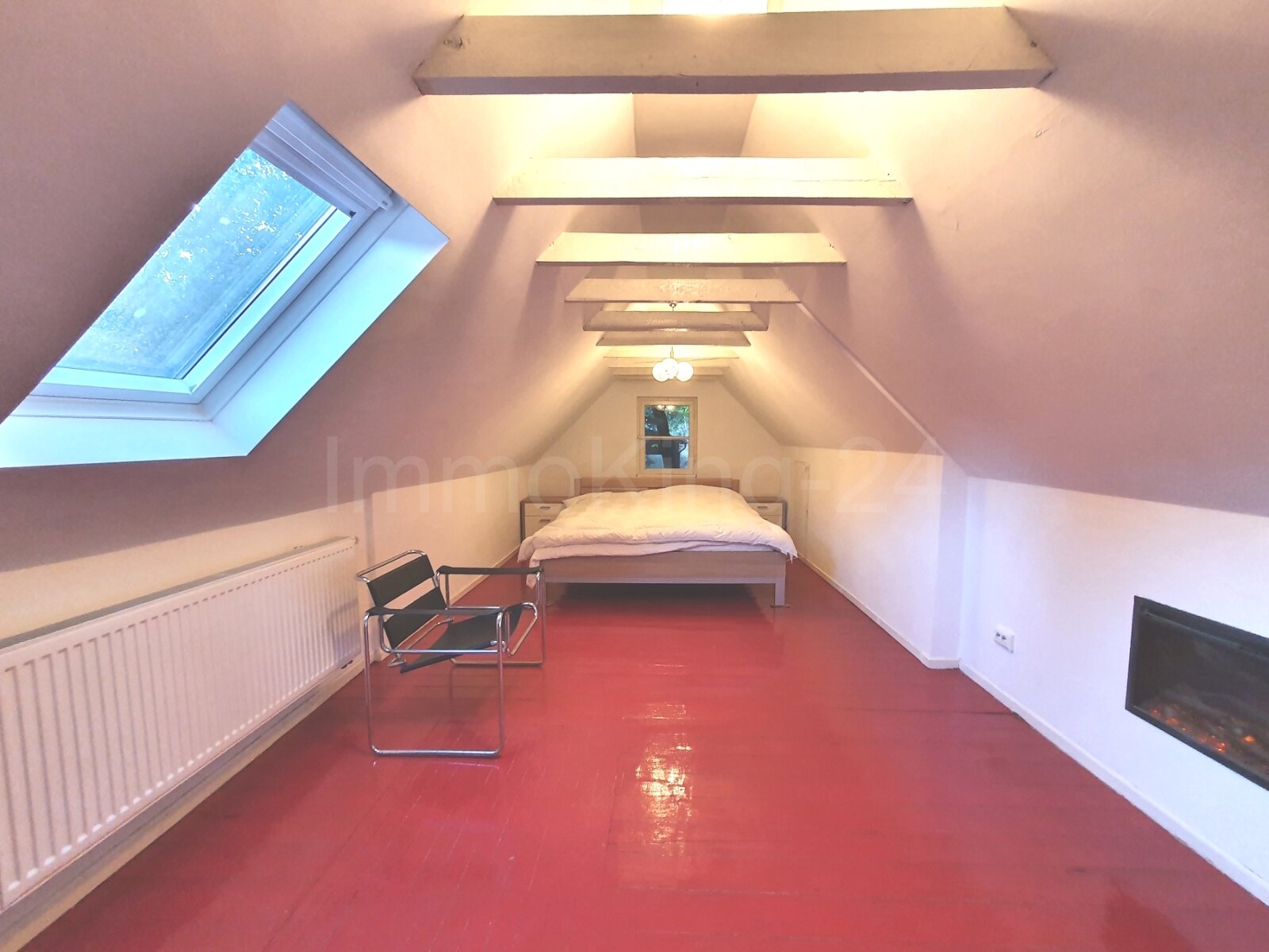 SCHLAFZIMMER 2 DACHGESCHOSS SCHLAFZIMMER 2 DACHGESCHOSS