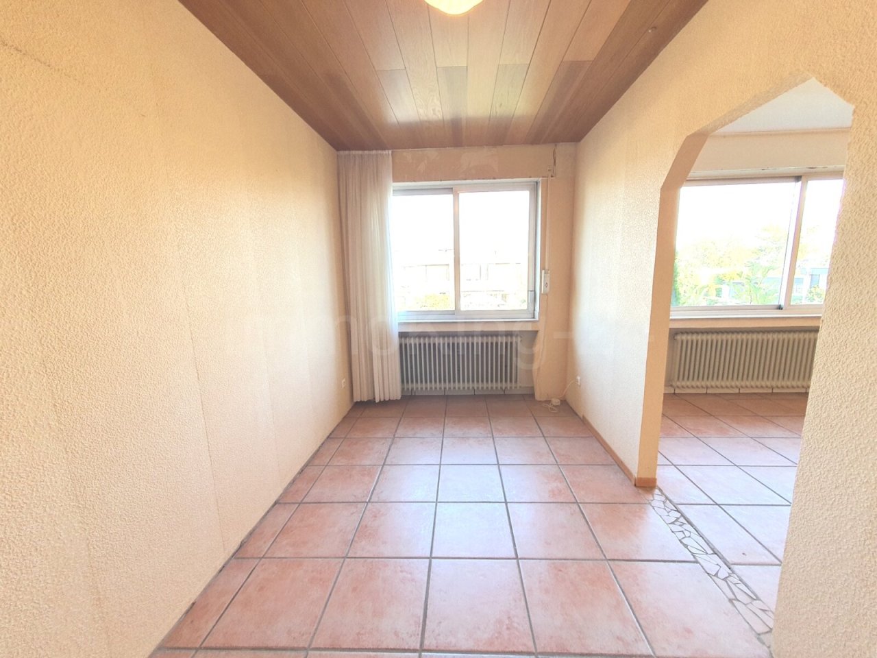 SCHLAFZIMMER 3 / ANKLEIDE OG SCHLAFZIMMER 3 / ANKLEIDE OG