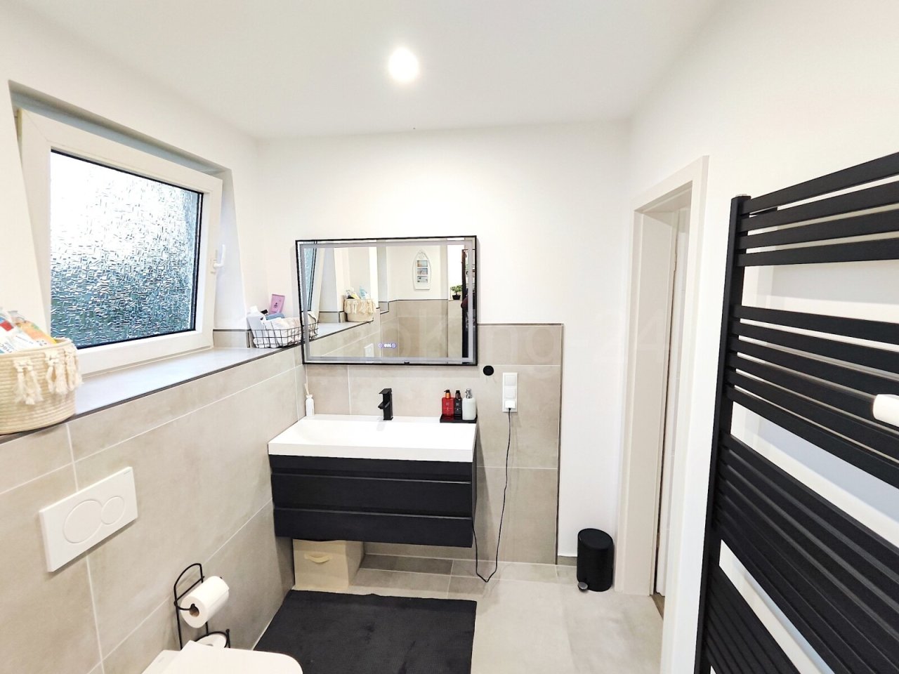 BADEZIMMER ANSICHT 2 BADEZIMMER ANSICHT 2