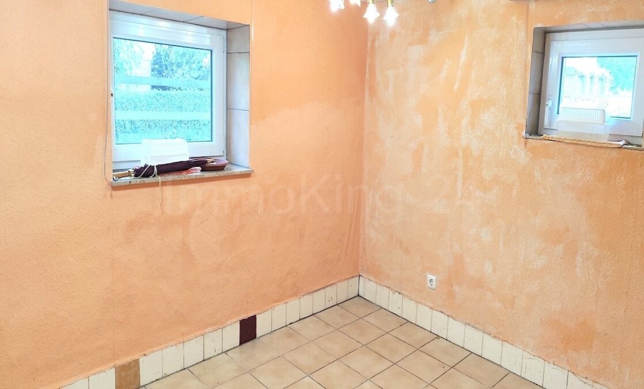 KELLERRAUM - HOBBYRAUM KELLERRAUM - HOBBYRAUM