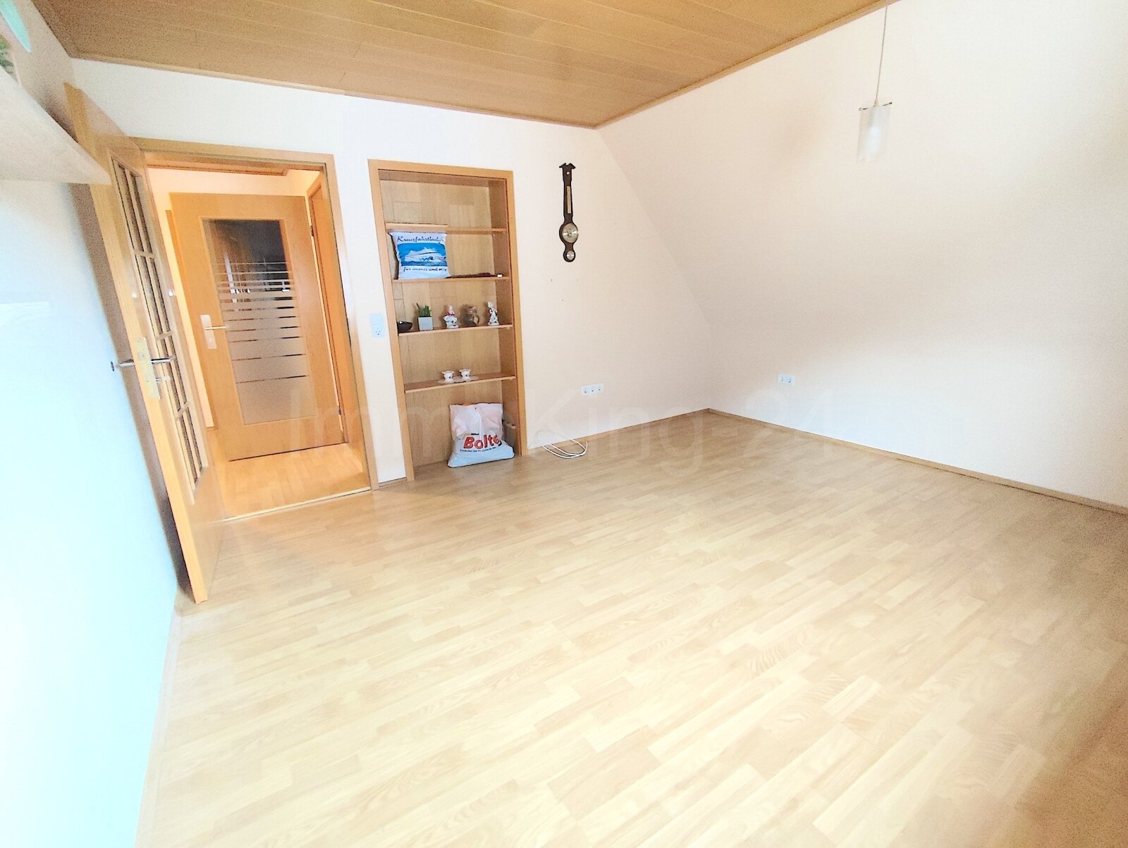 SCHLAFZIMMER 2 ERSTE ETAGE SCHLAFZIMMER 2 ERSTE ETAGE