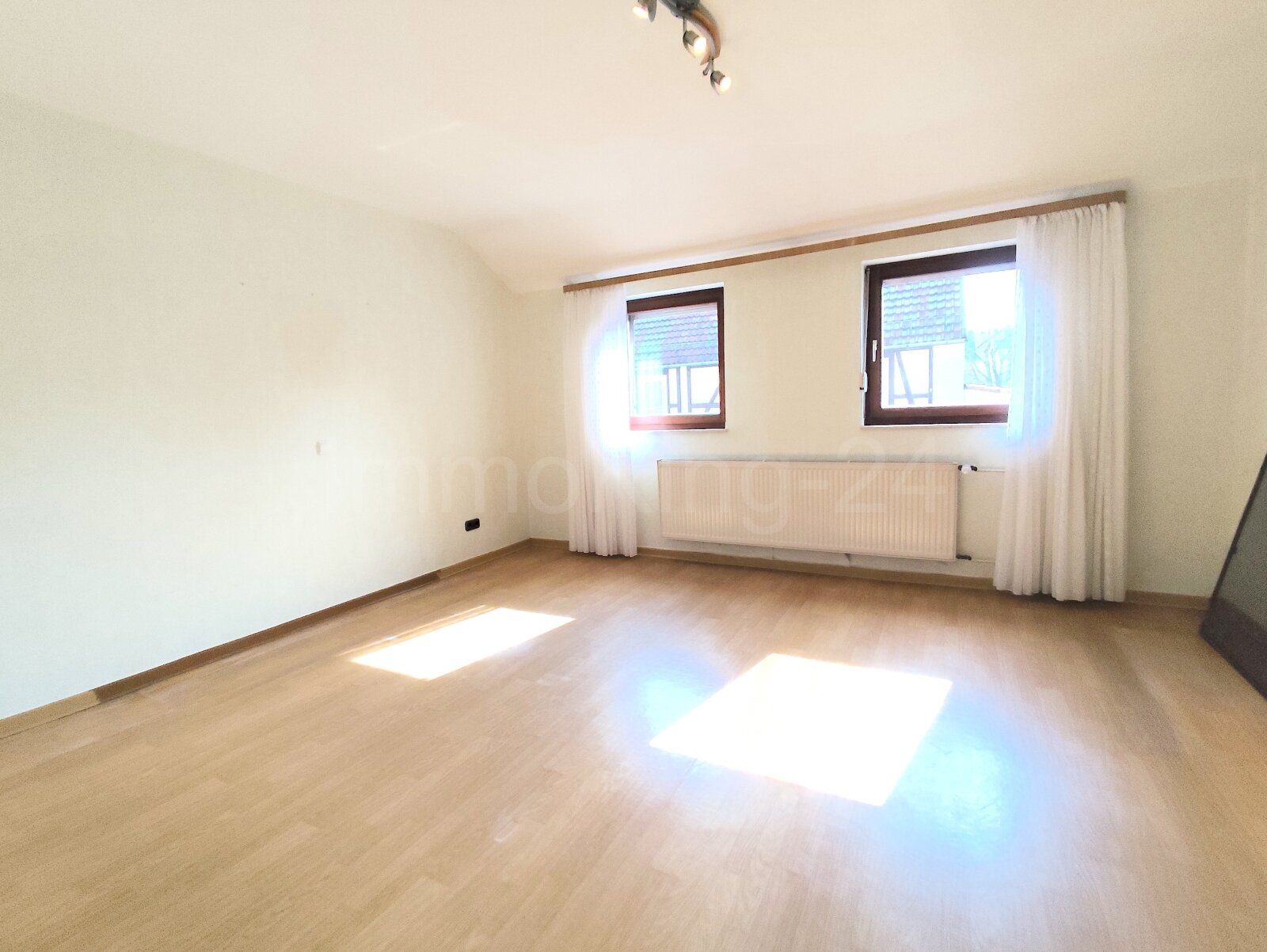 SCHLAFZIMMER 2 SCHLAFZIMMER 2