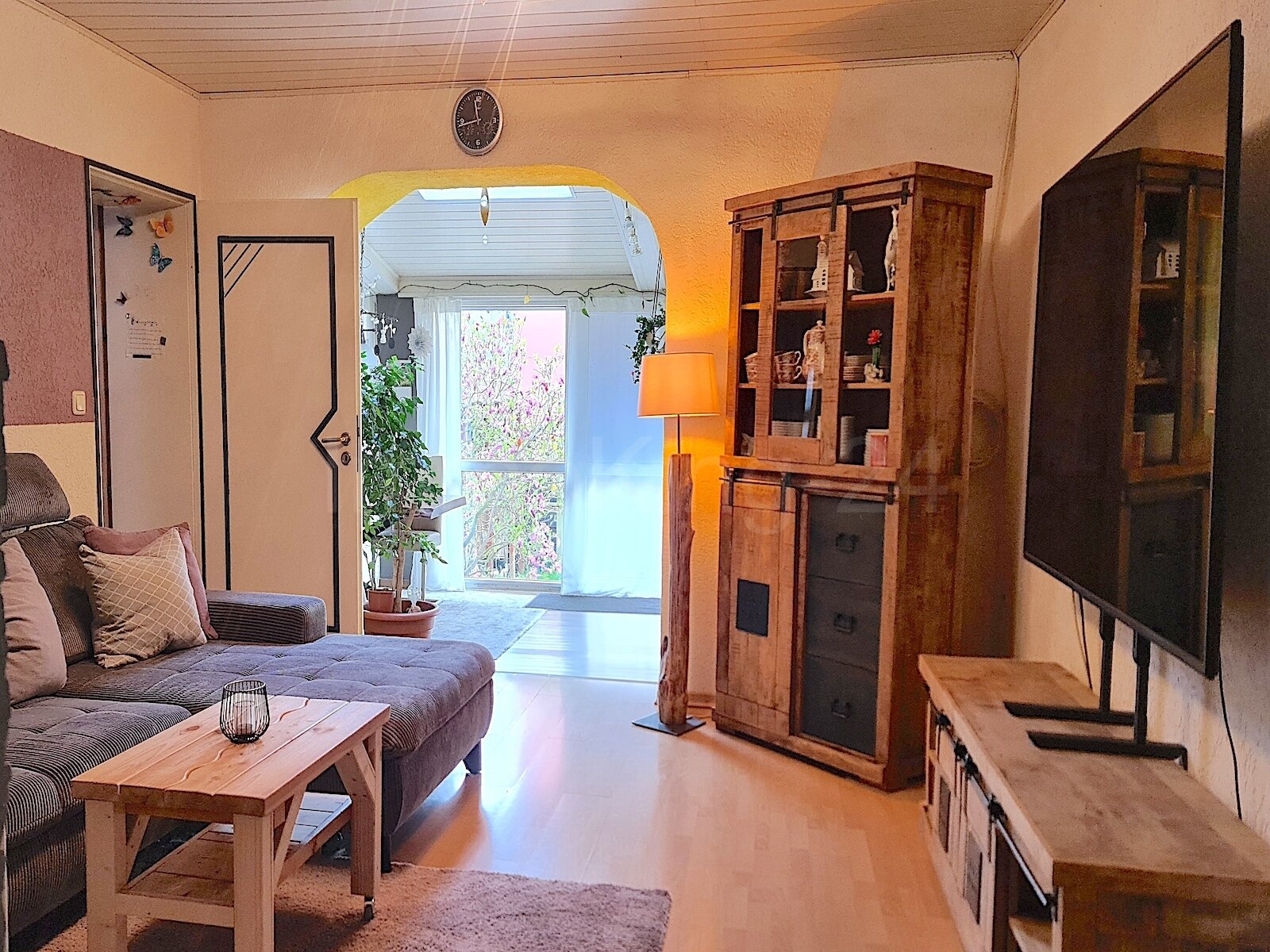 WOHNZIMMER 1
