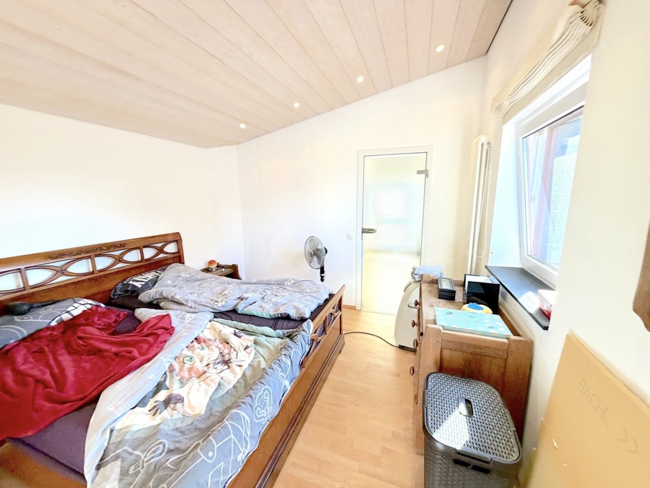 SCHLAFZIMMER 1