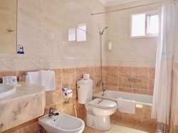 BEISPIELBADEZIMMER 2 BEISPIELBADEZIMMER 2